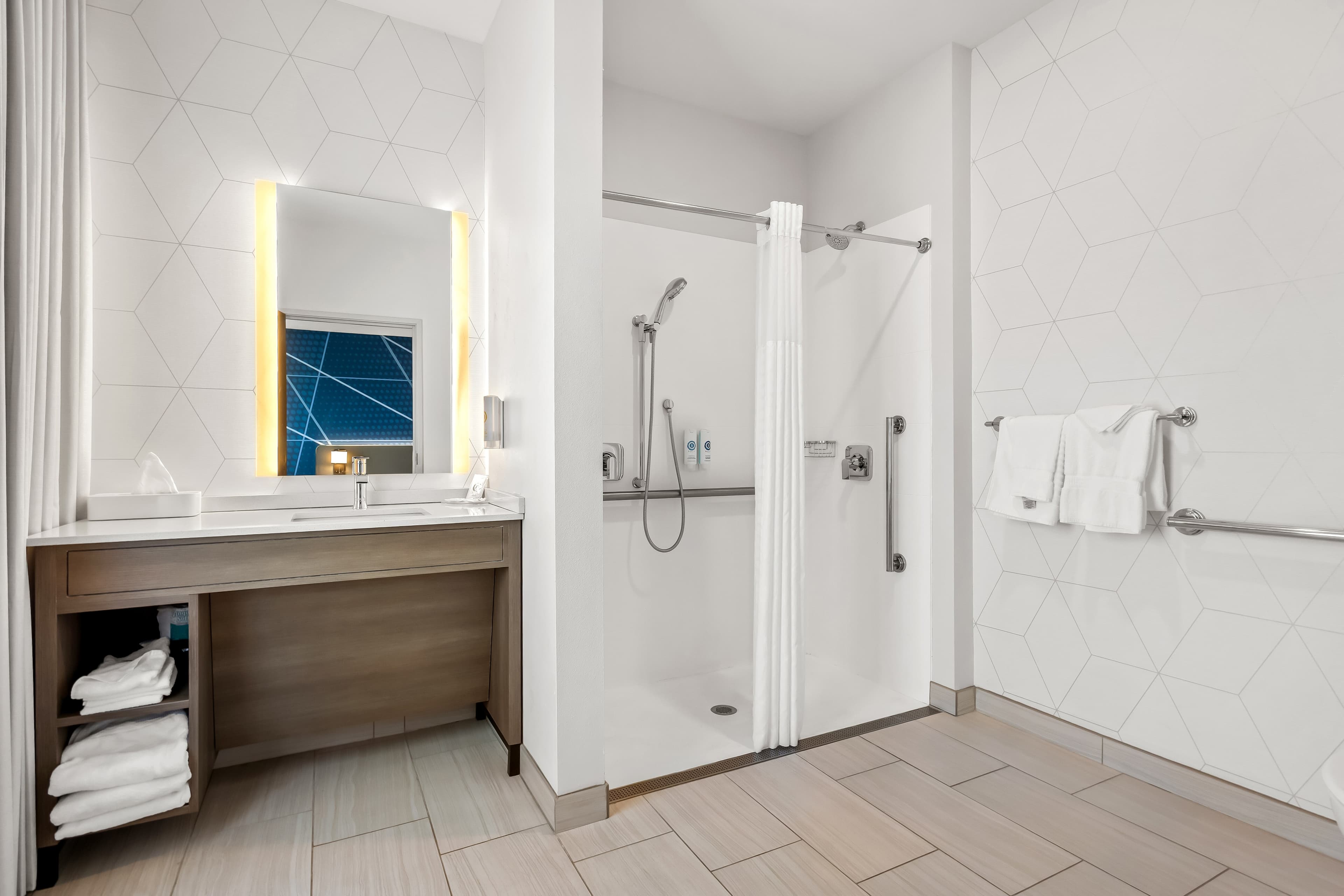 Comfort Inn & Suites at Sanford Sports Complex — 26