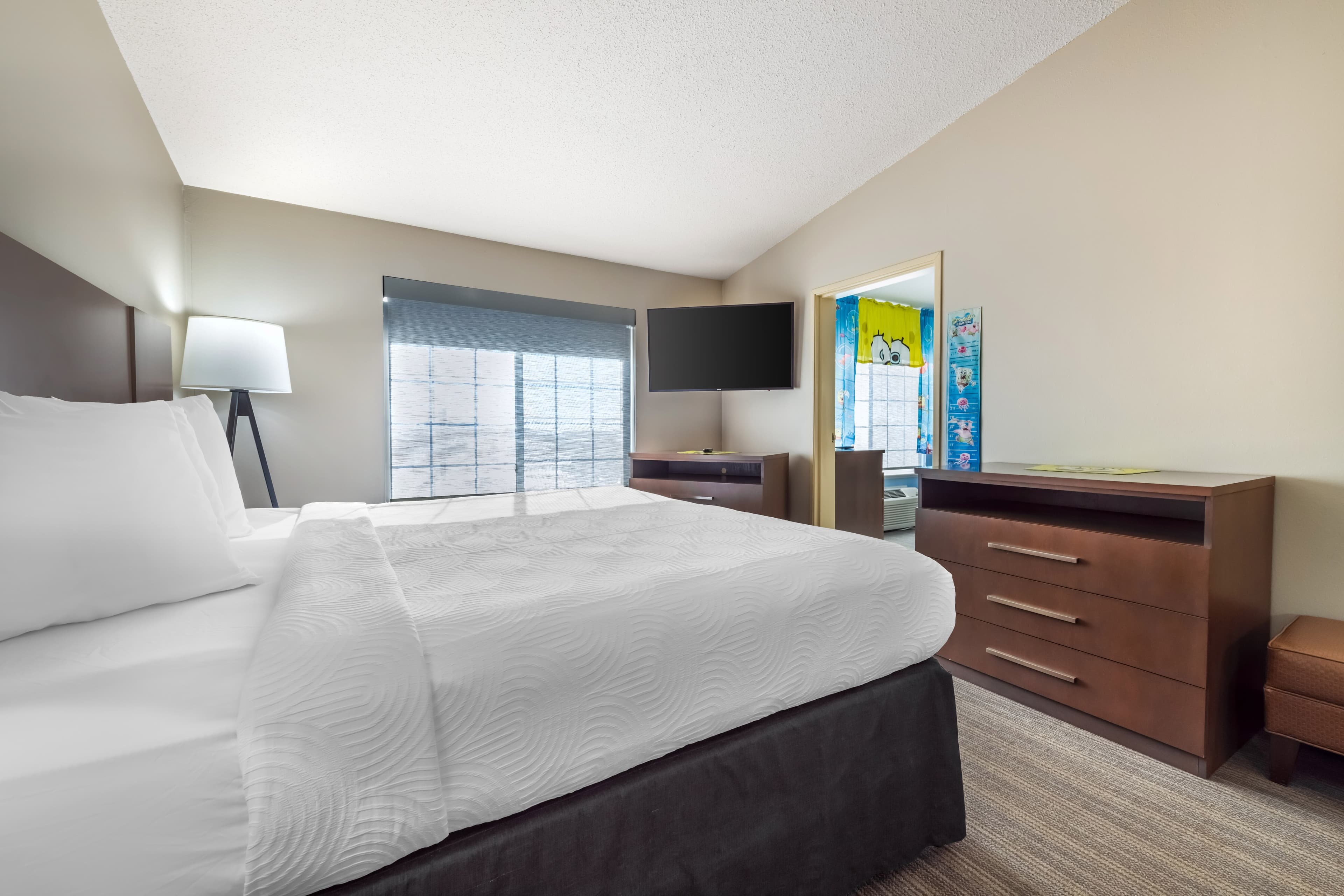 Country Inn & Suites by Radisson, Watertown, SD — 7