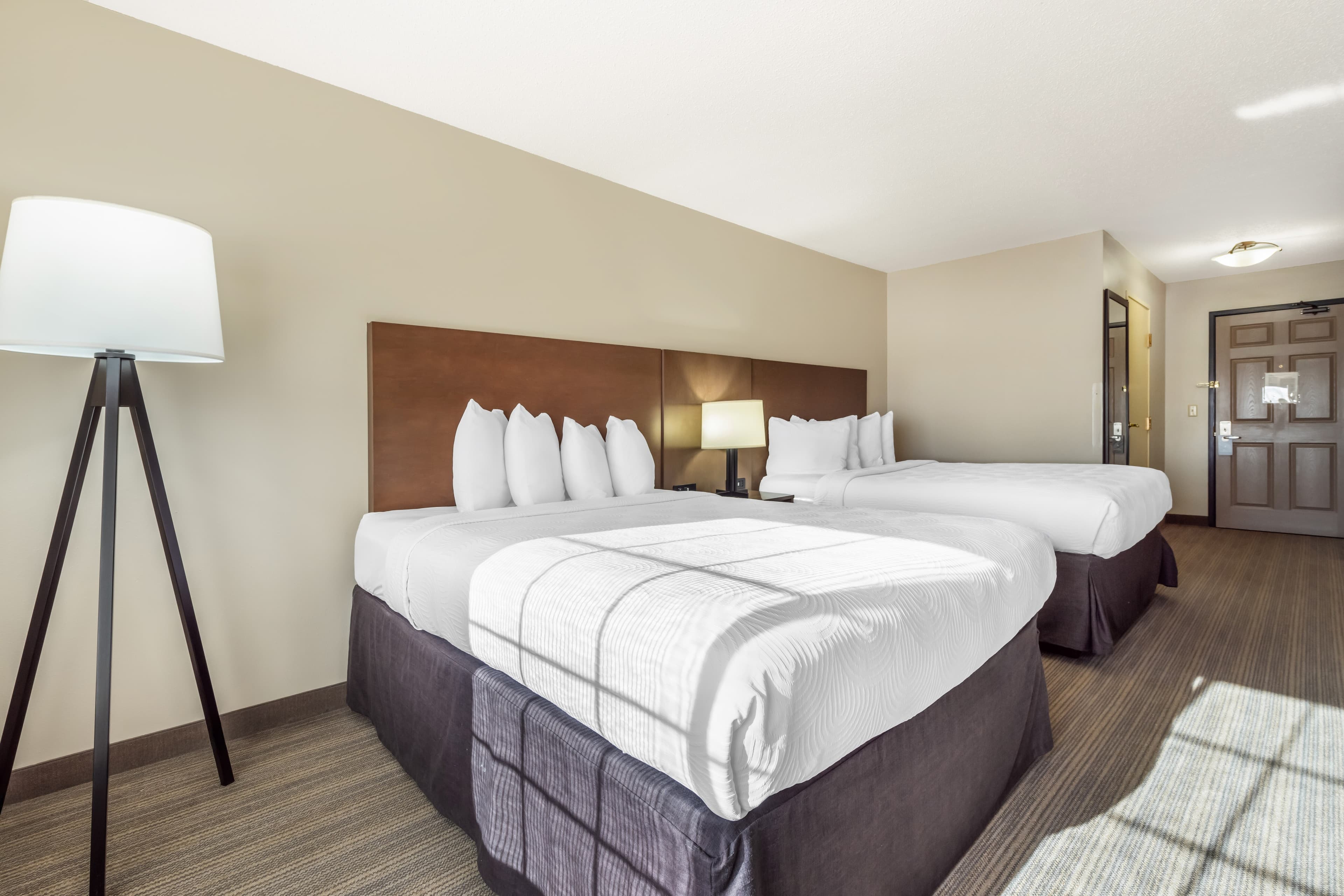 Country Inn & Suites by Radisson, Watertown, SD — 19