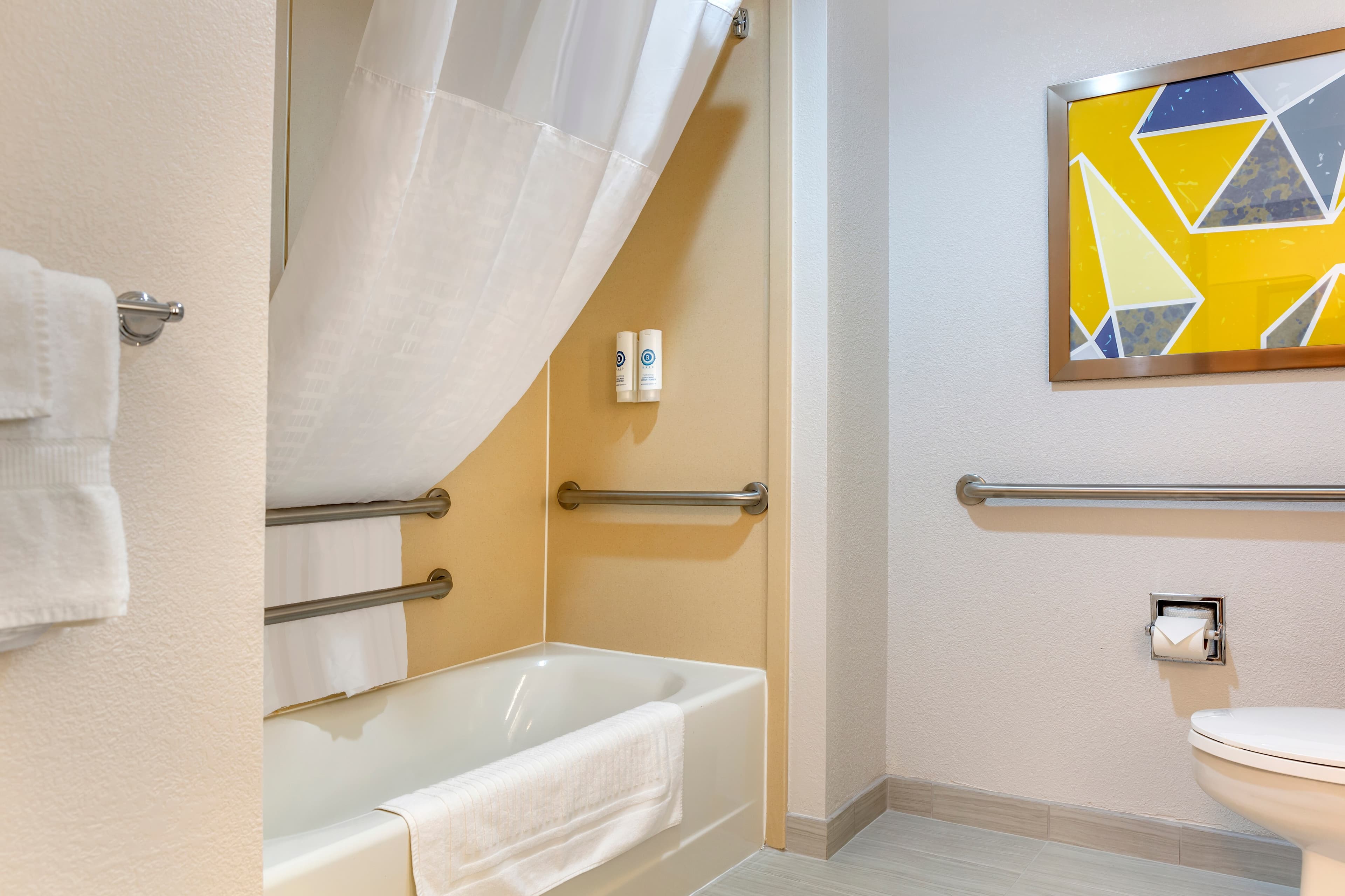 Comfort Inn & Suites Rapid City near Mt Rushmore — 7