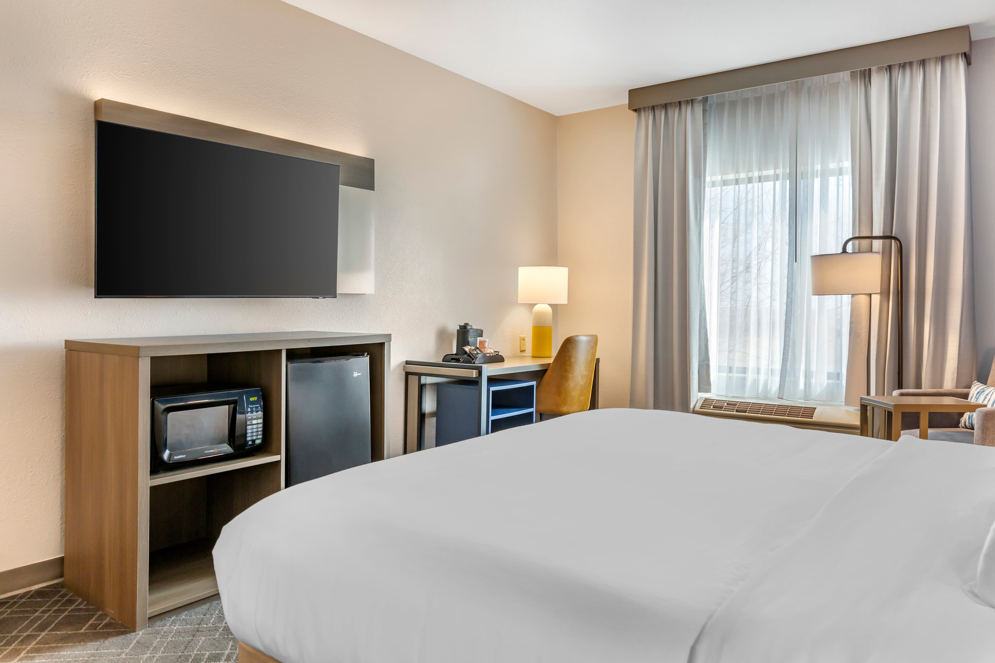 Comfort Inn & Suites Rapid City near Mt Rushmore — 21