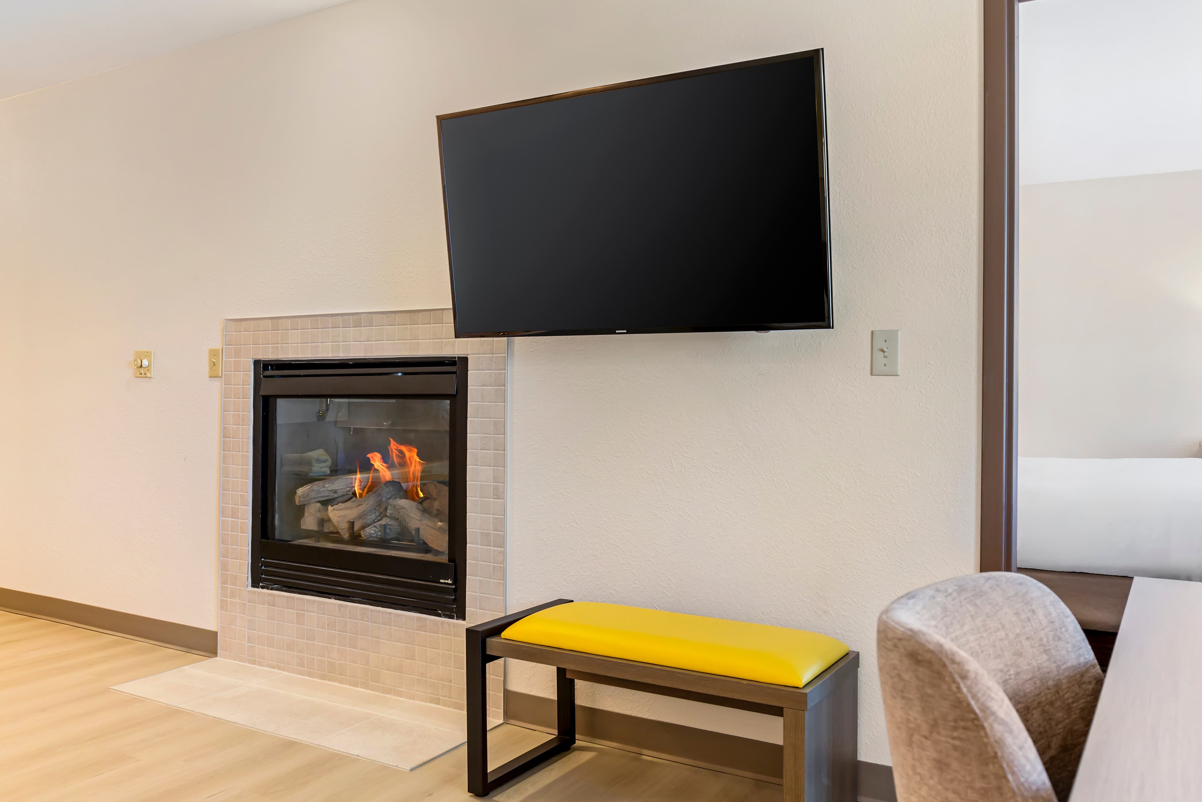 Comfort Inn & Suites Rapid City near Mt Rushmore — 44