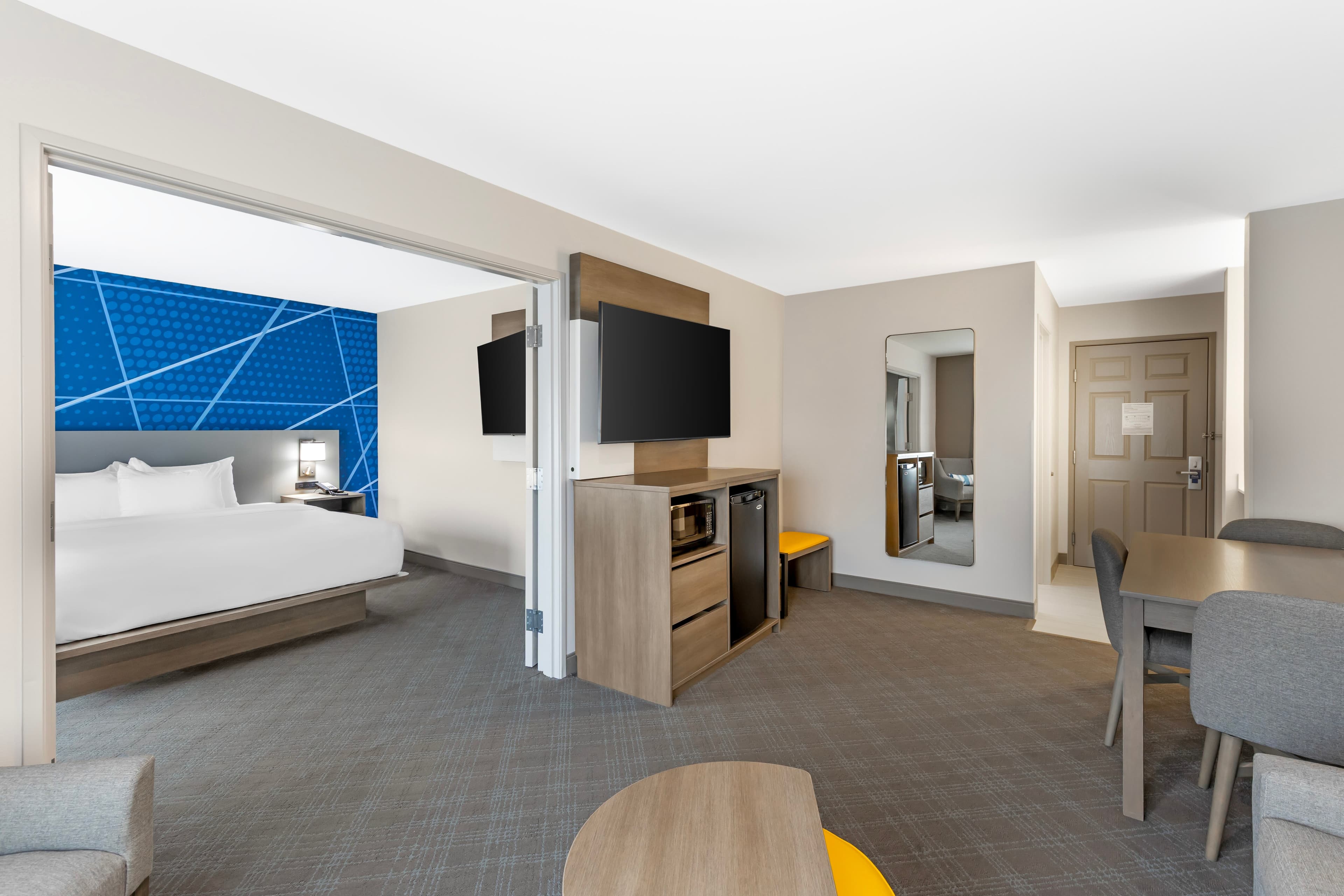 Comfort Inn & Suites Summerset - North Rapid City — 18