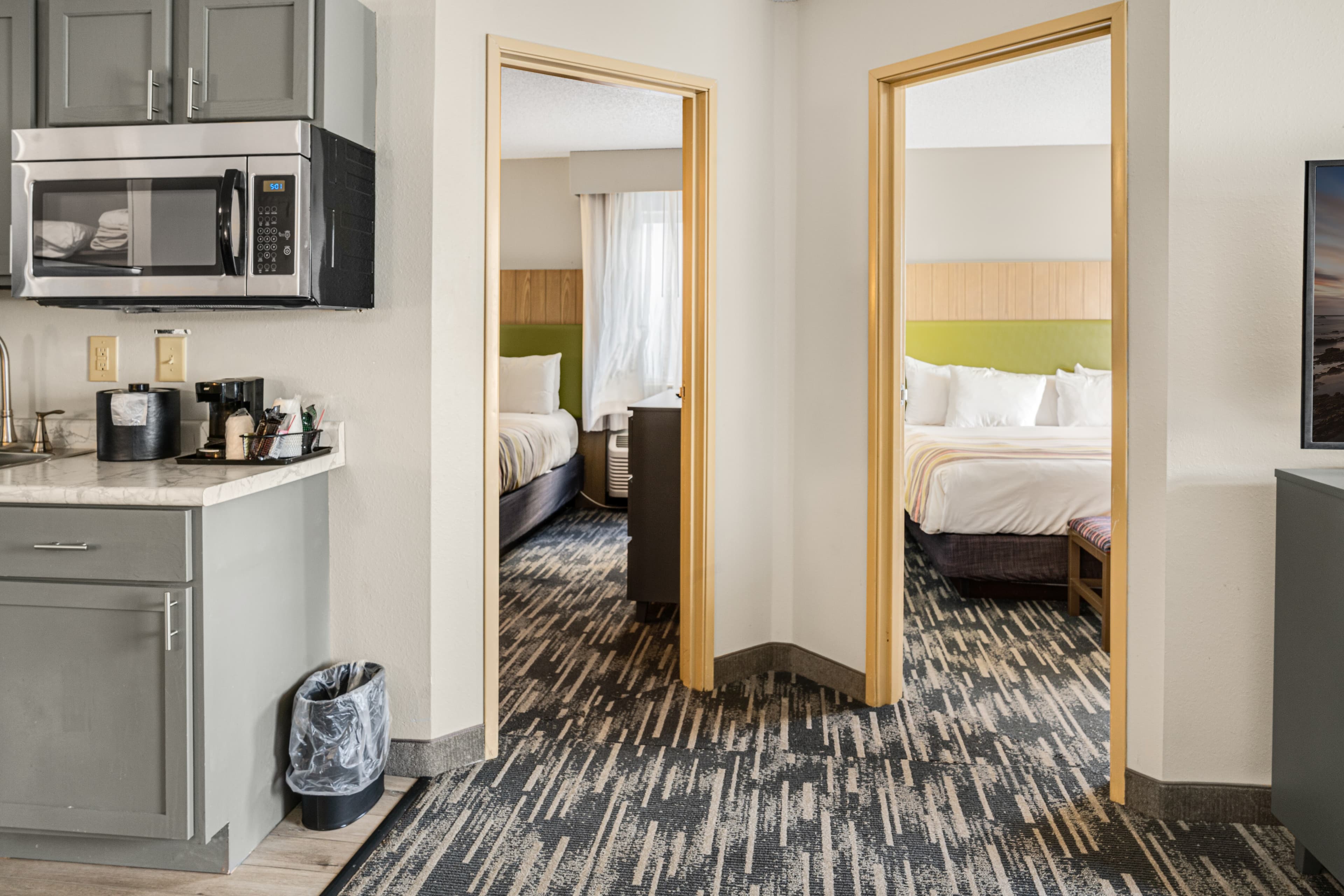 Country Inn & Suites by Radisson, Brookings, SD — 28