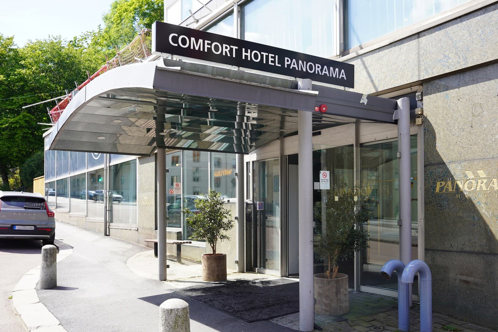 Comfort Hotel Panorama - Image 1