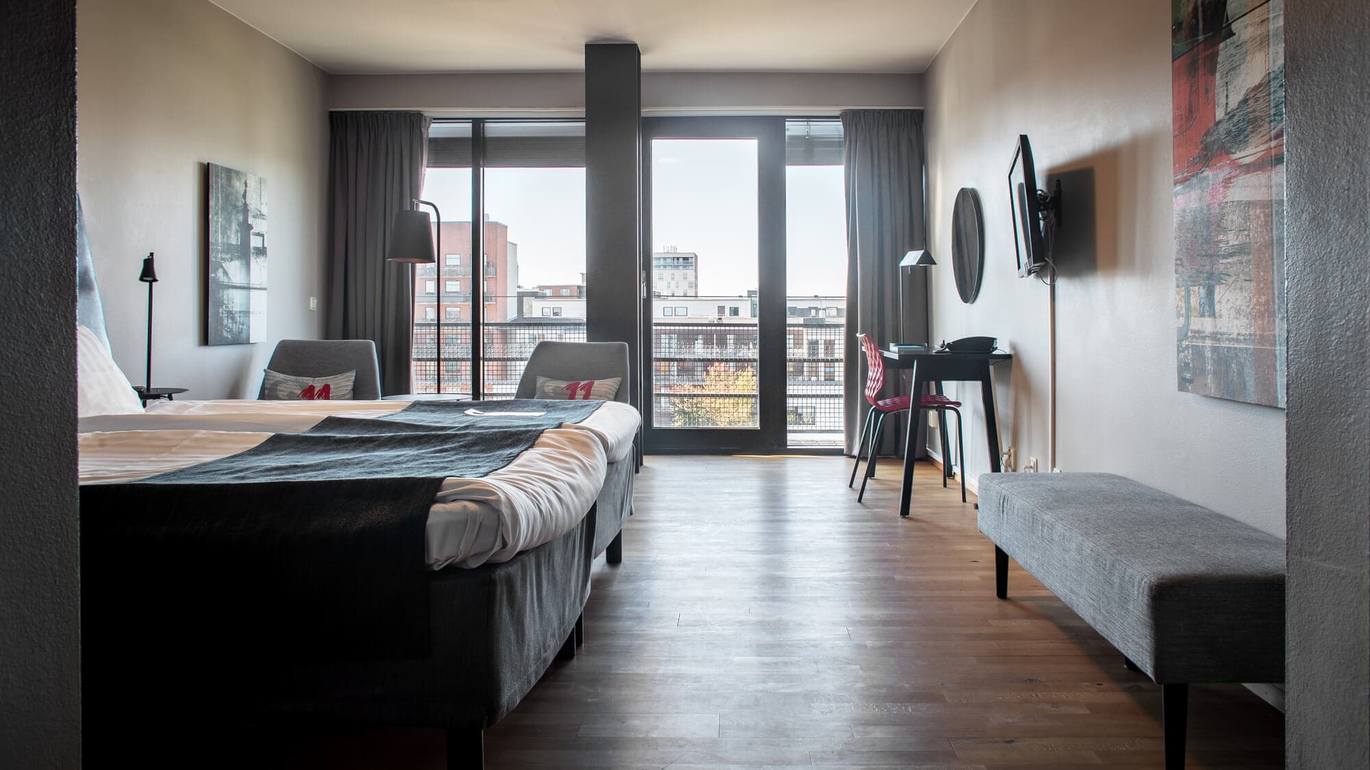 Quality Hotel 11 - Image 3