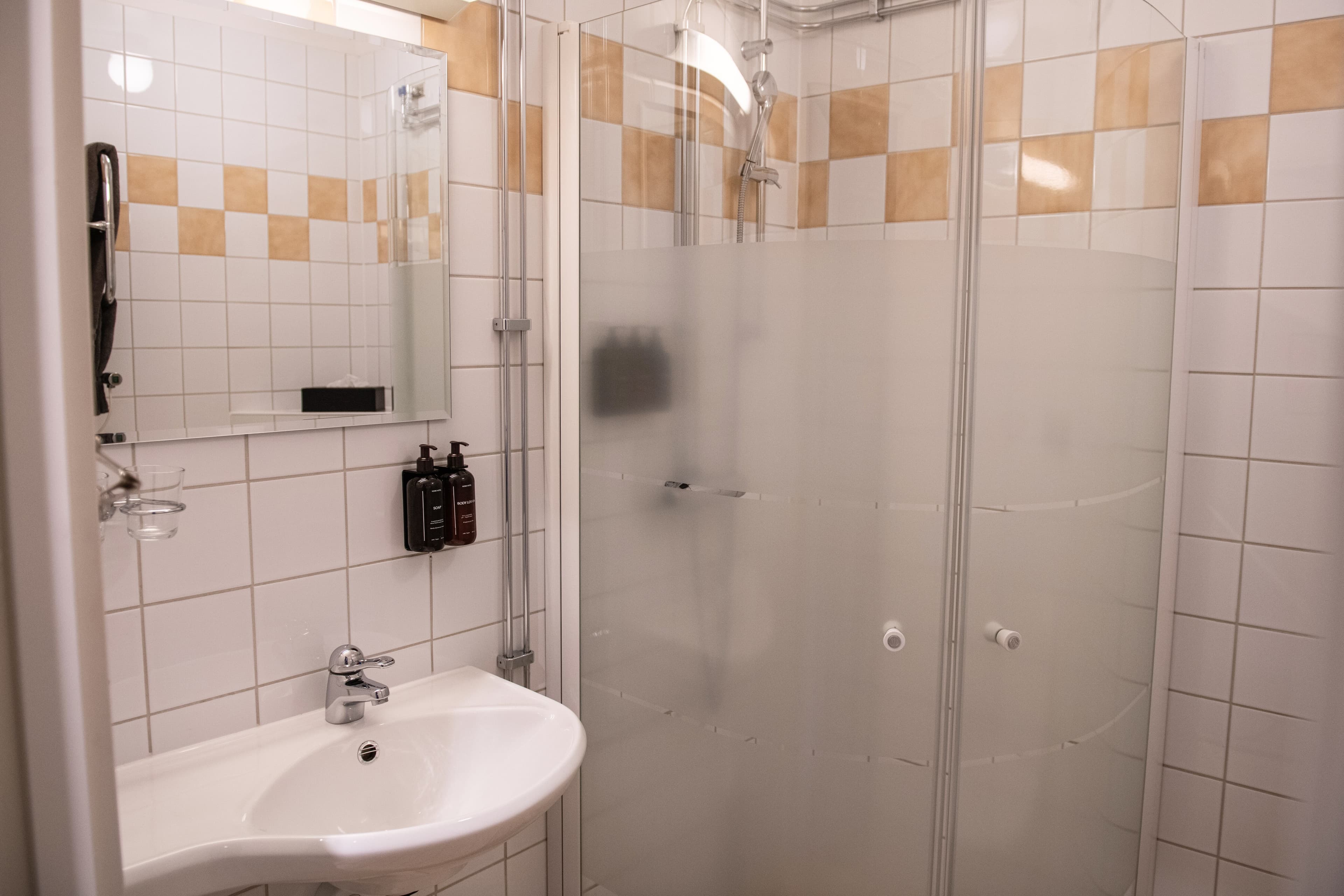 Home Hotel Etage - Image 5