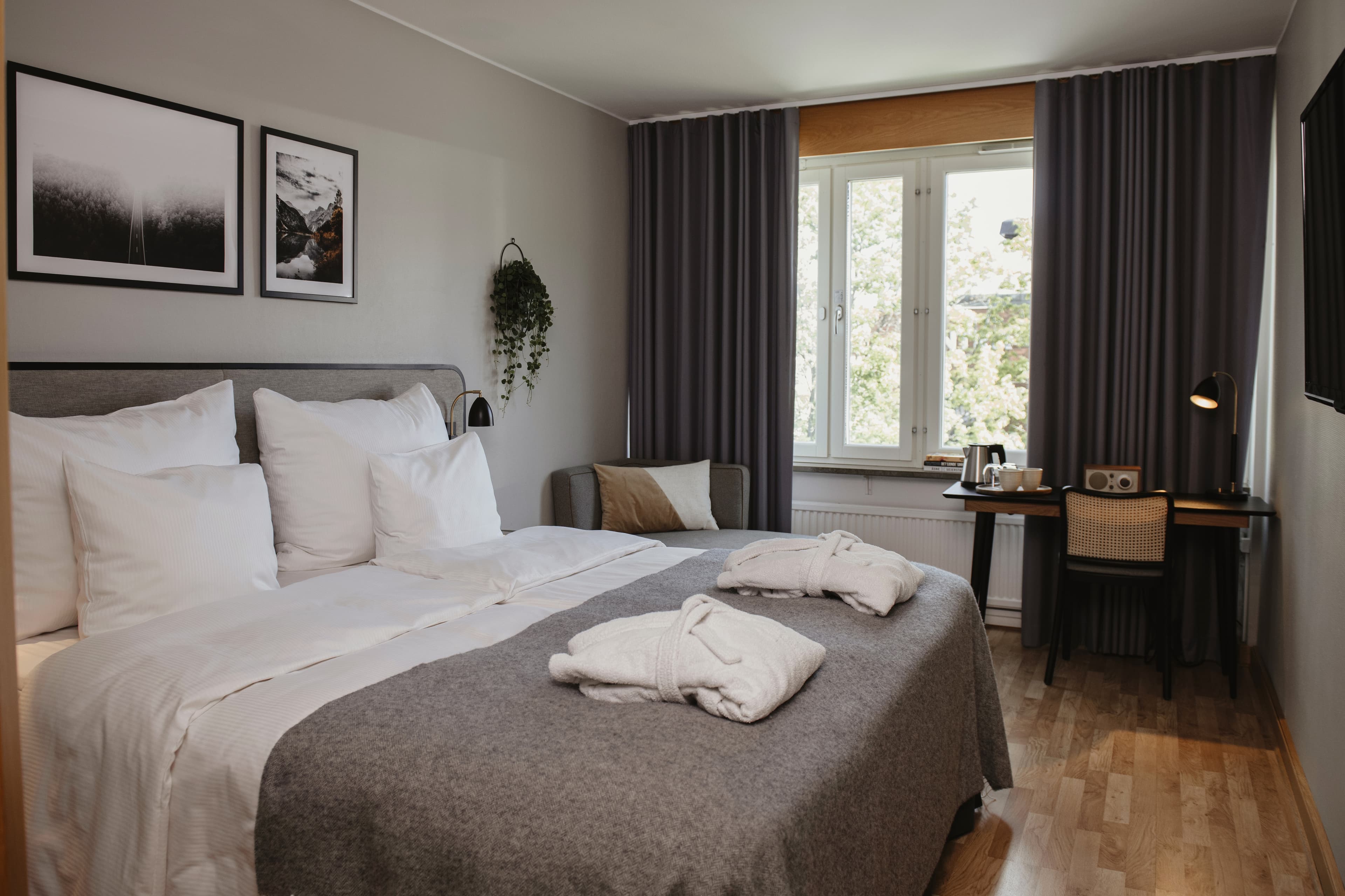 Home Hotel Etage — 7
