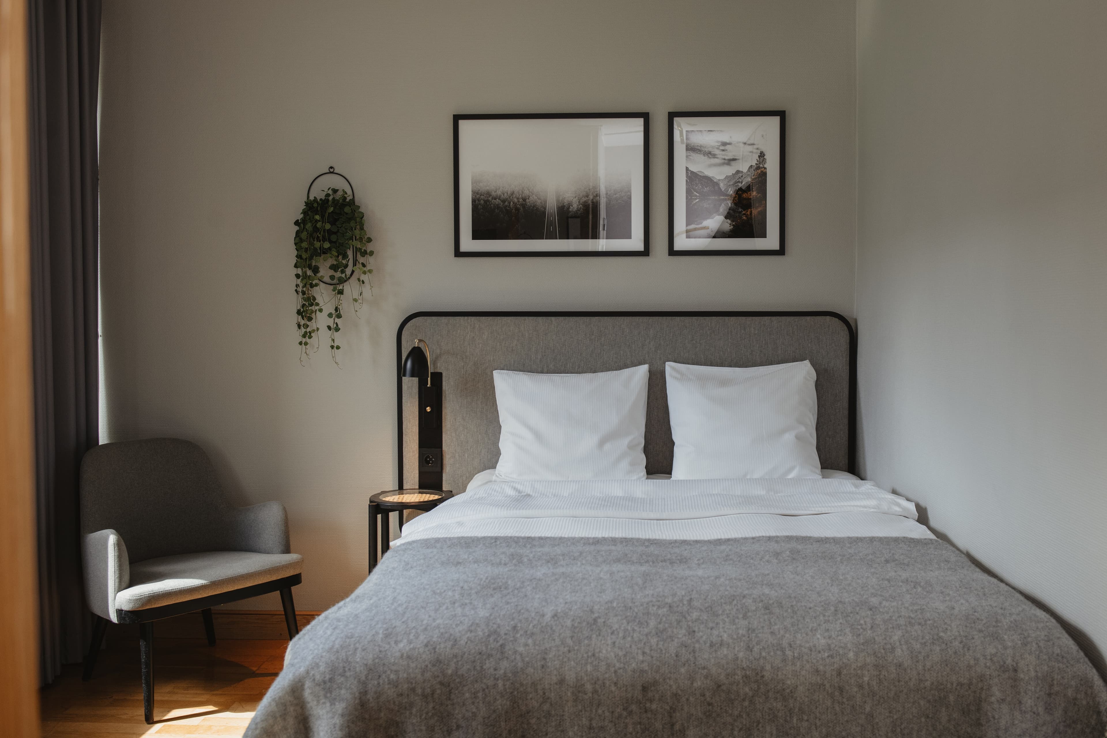 Home Hotel Etage — 12
