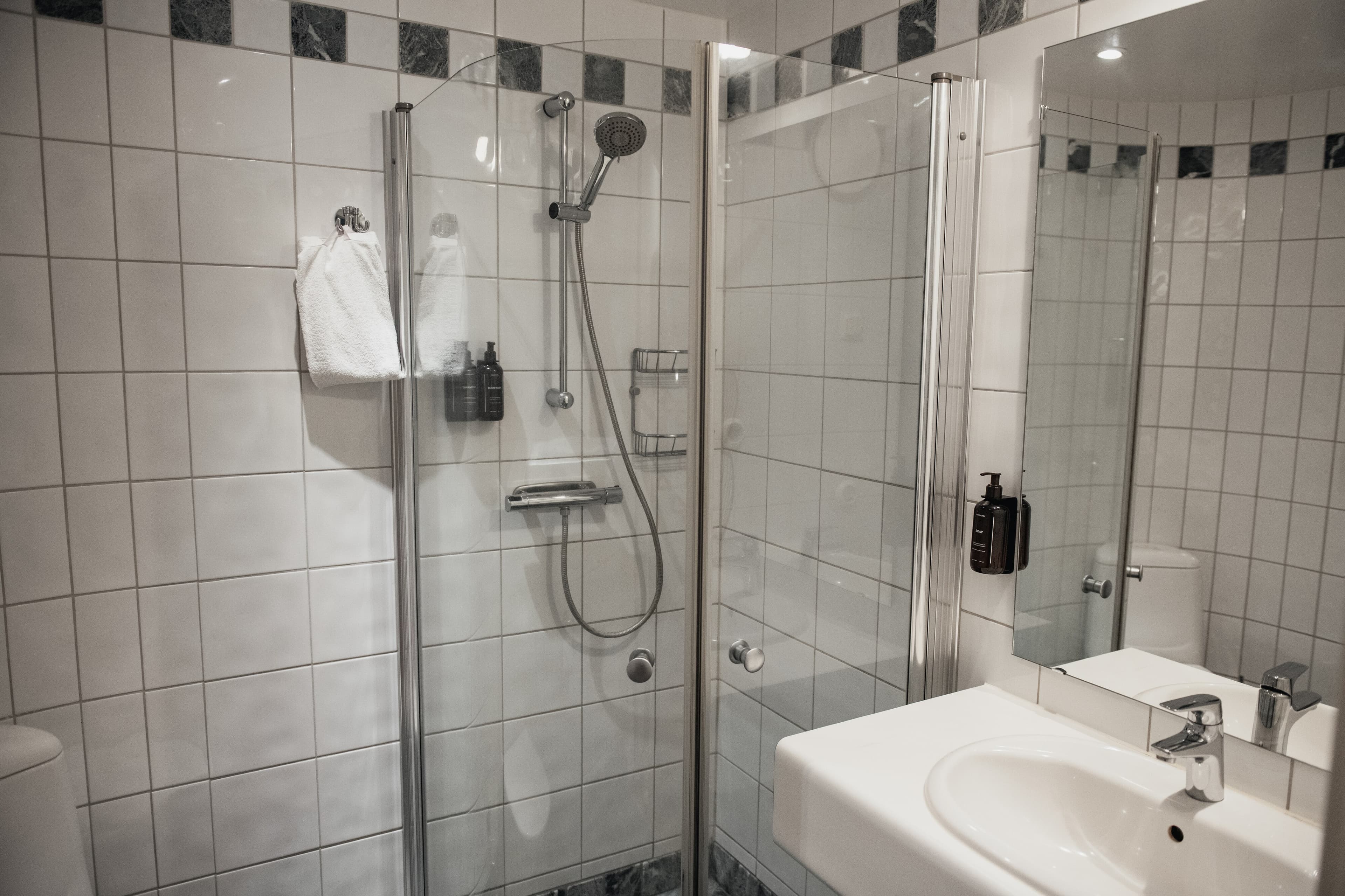 Home Hotel Temperance — 9