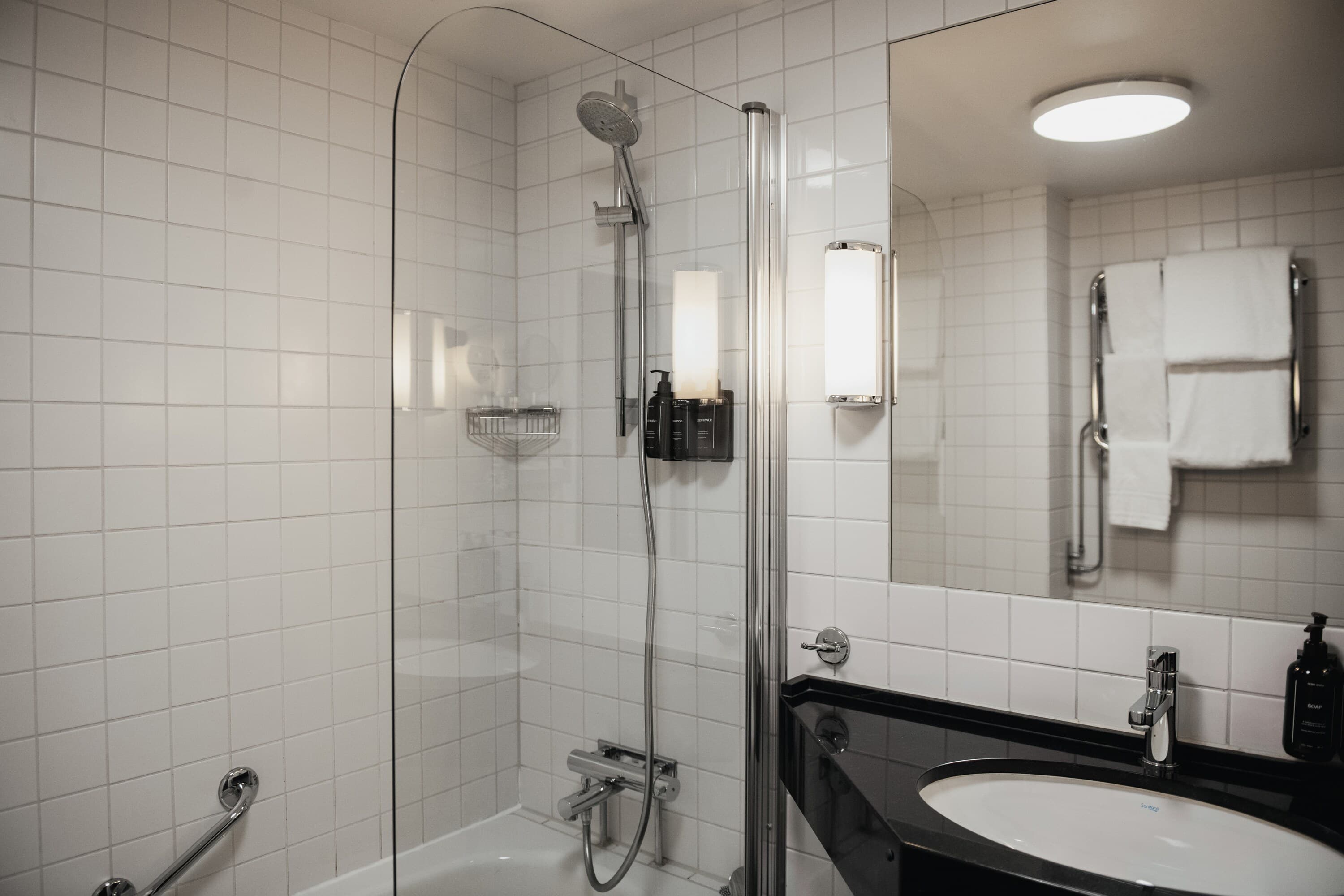Home Hotel Wellington — 27