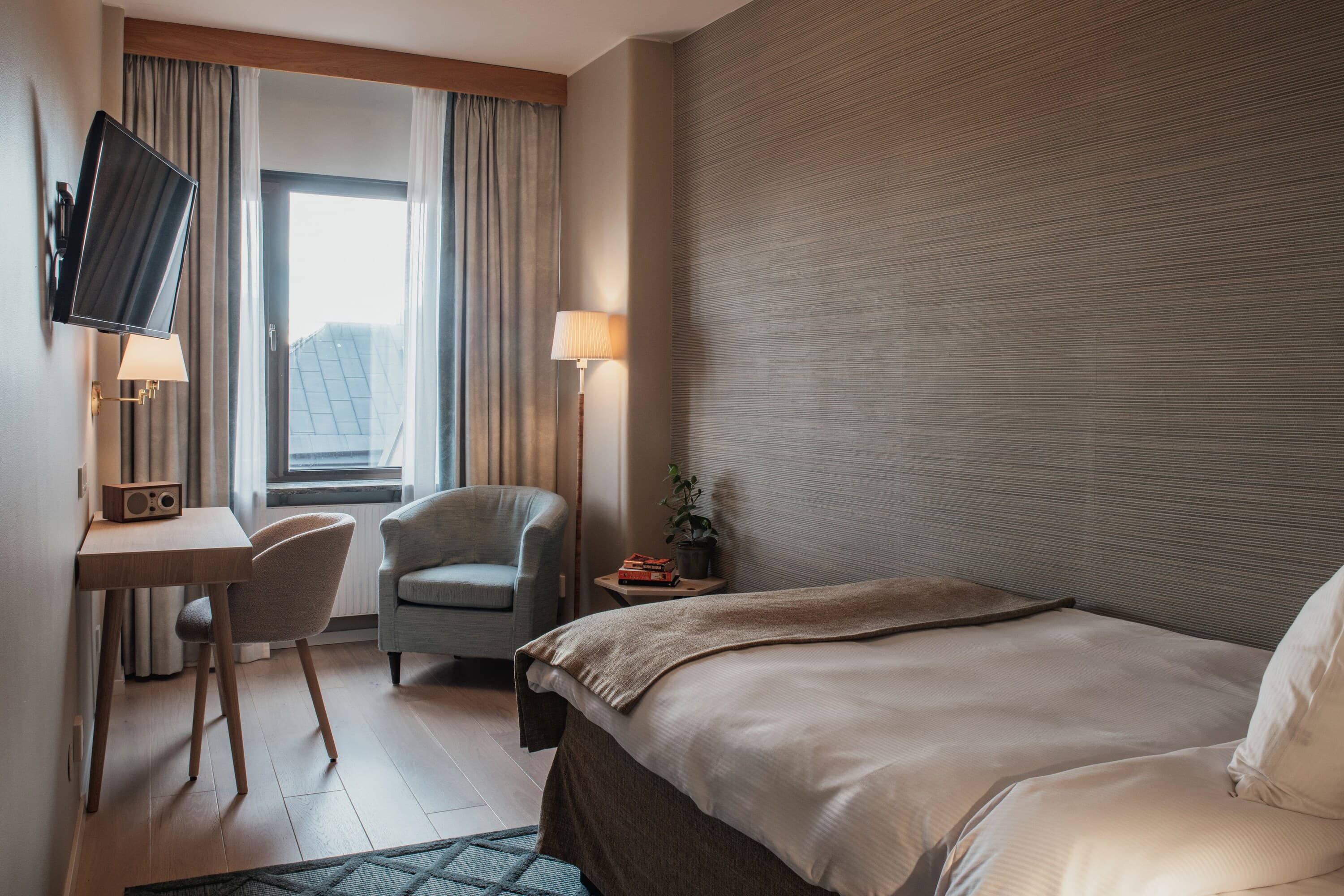 Home Hotel Wellington — 7