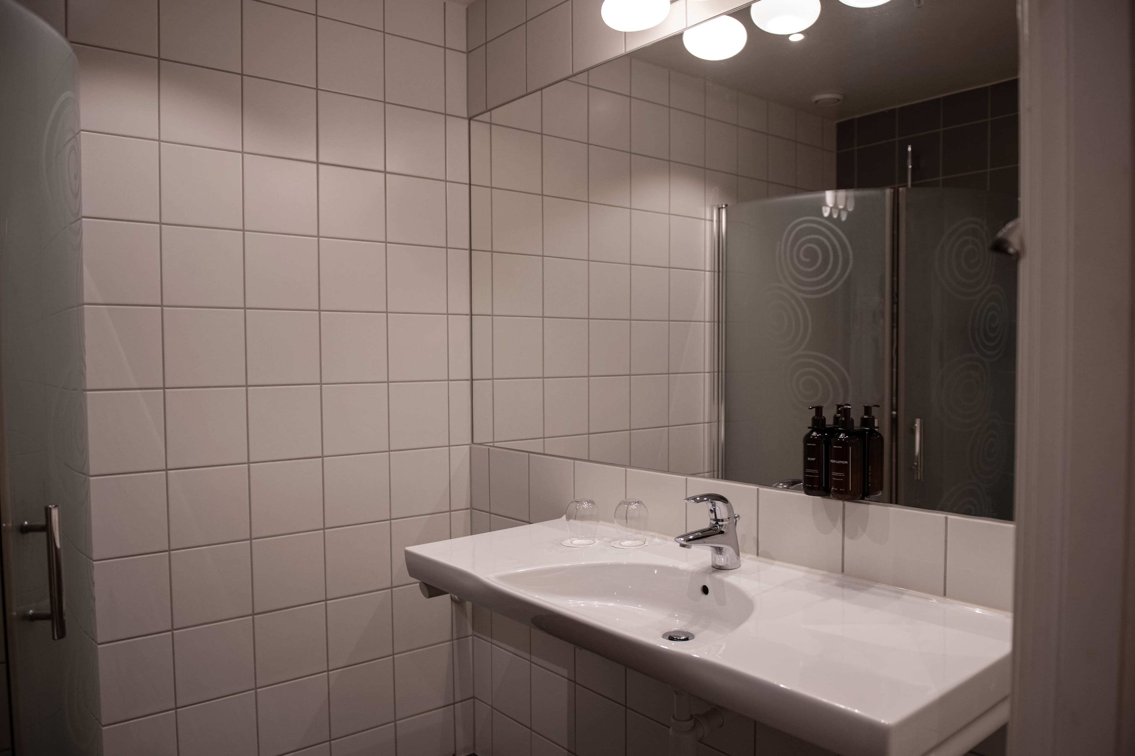 Home Hotel Odin - Image 5