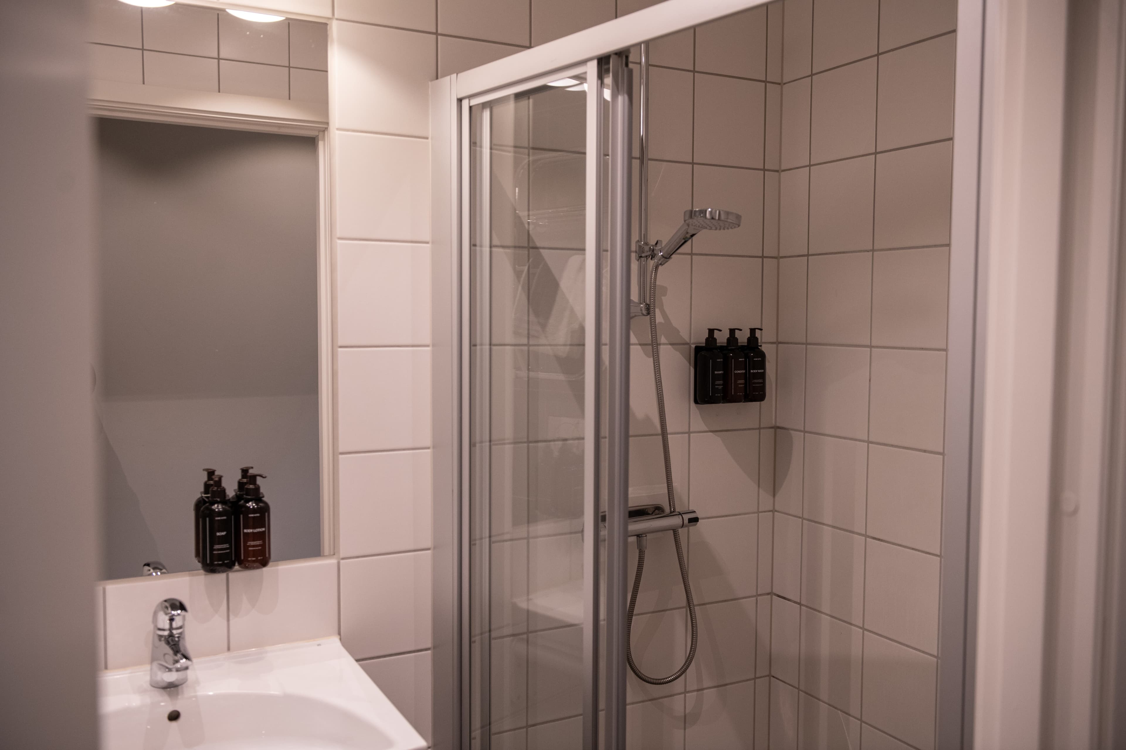 Home Hotel Odin — 19