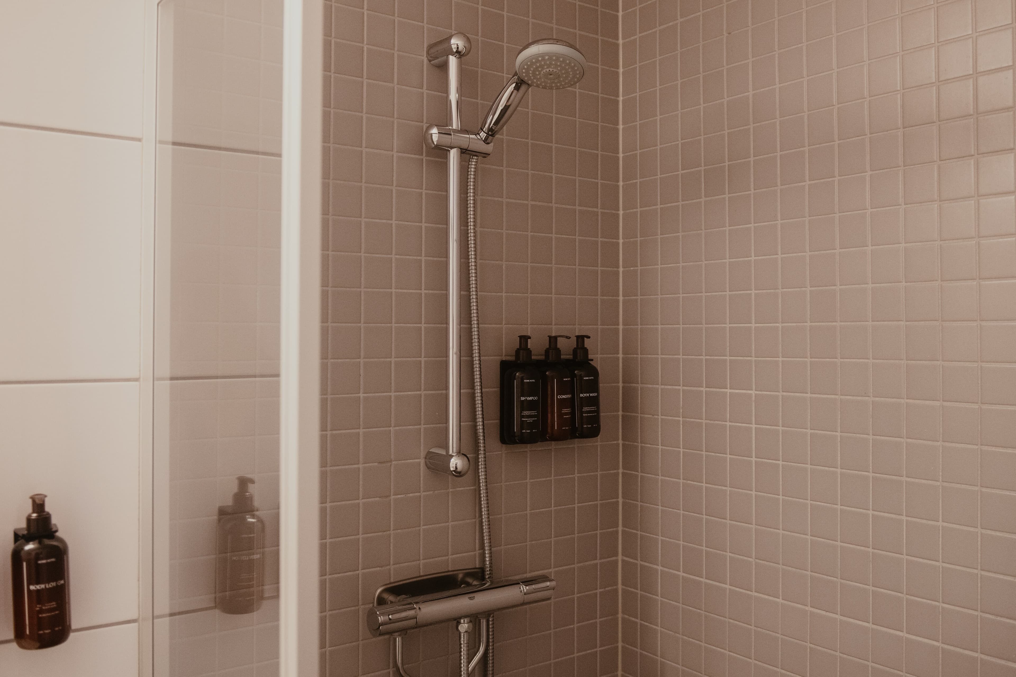 Home Hotel Plaza — 9