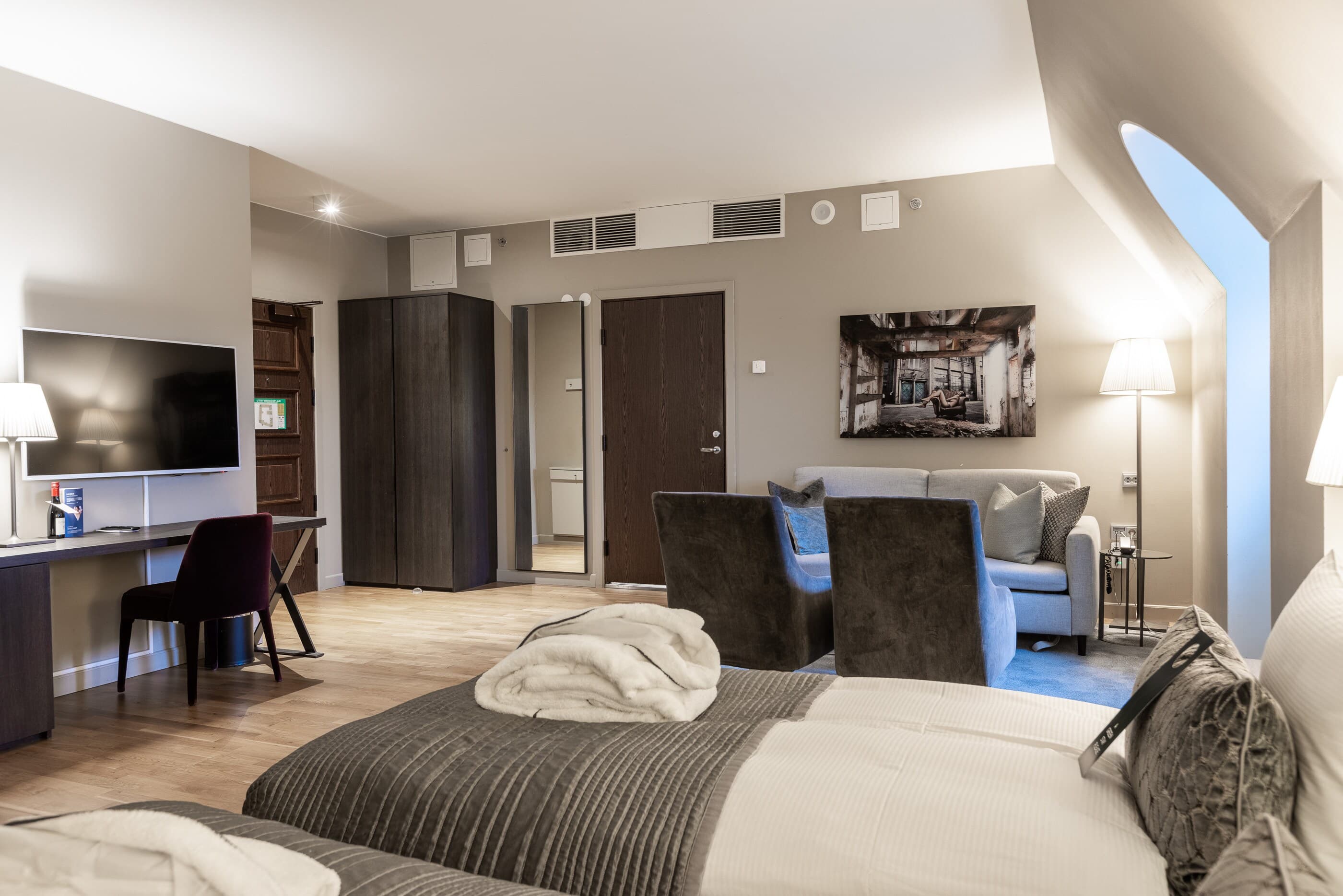 Clarion Hotel Post - Image 1