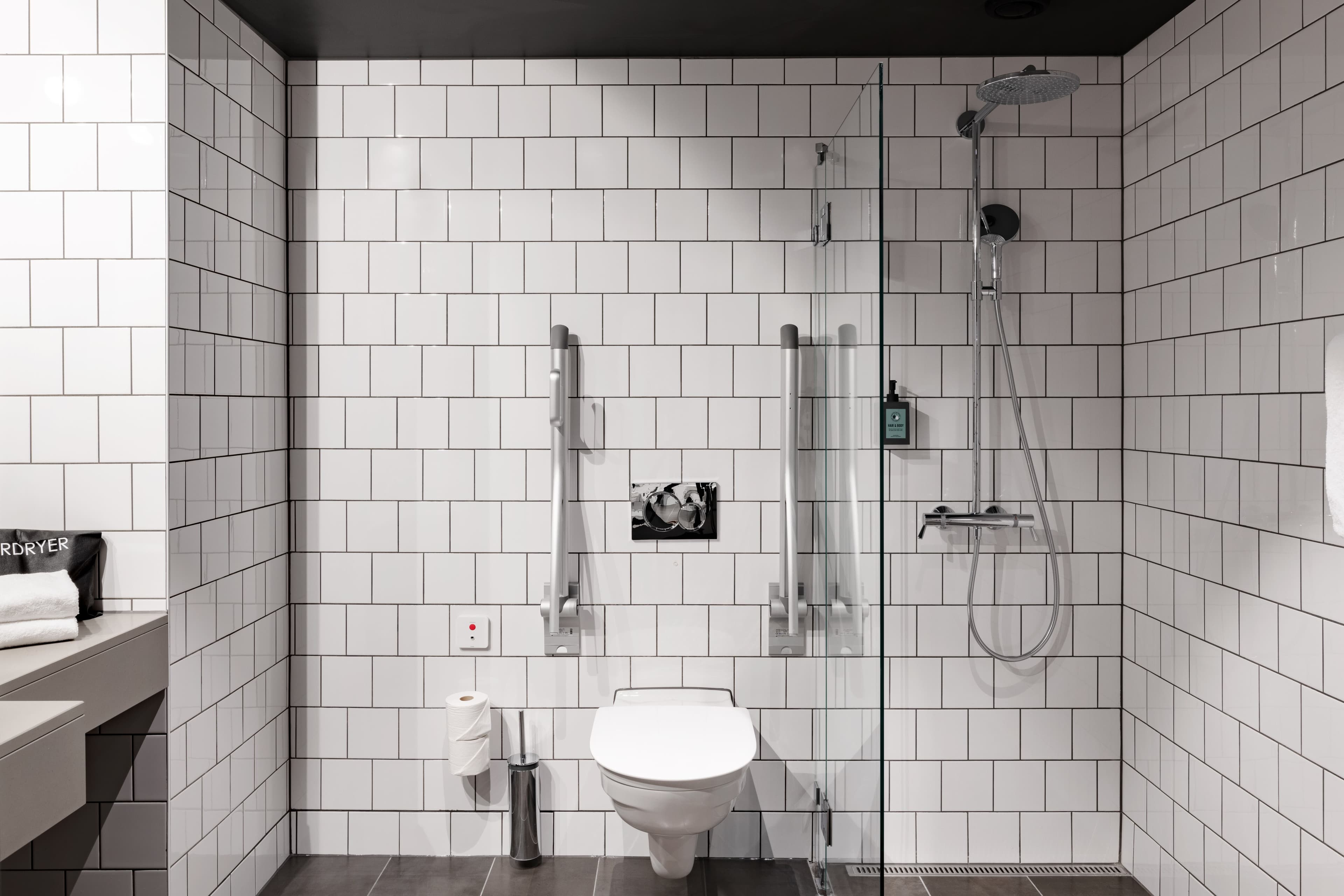 Comfort Hotel Arlanda Airport Terminal — 7