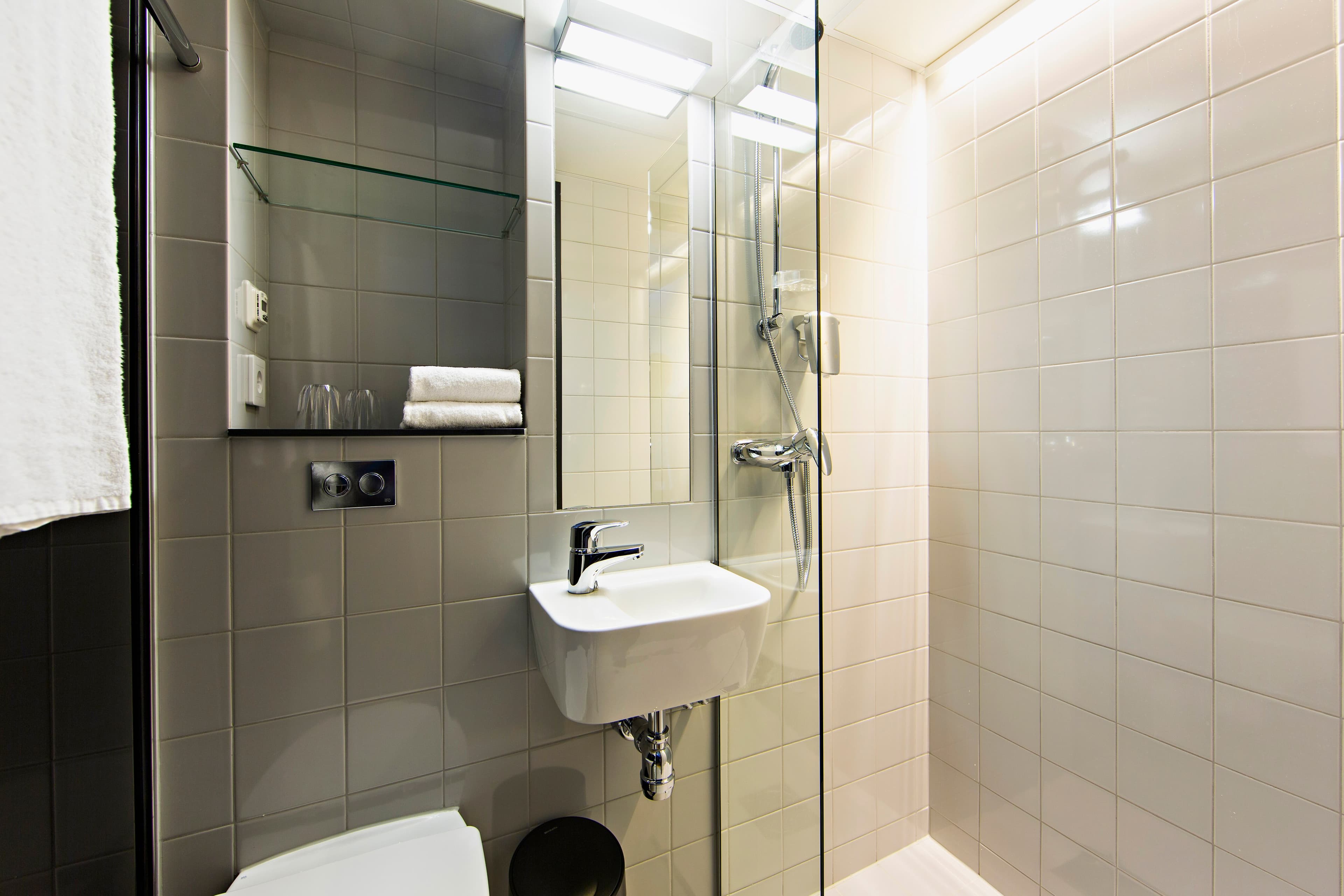 Comfort Hotel City - Image 2