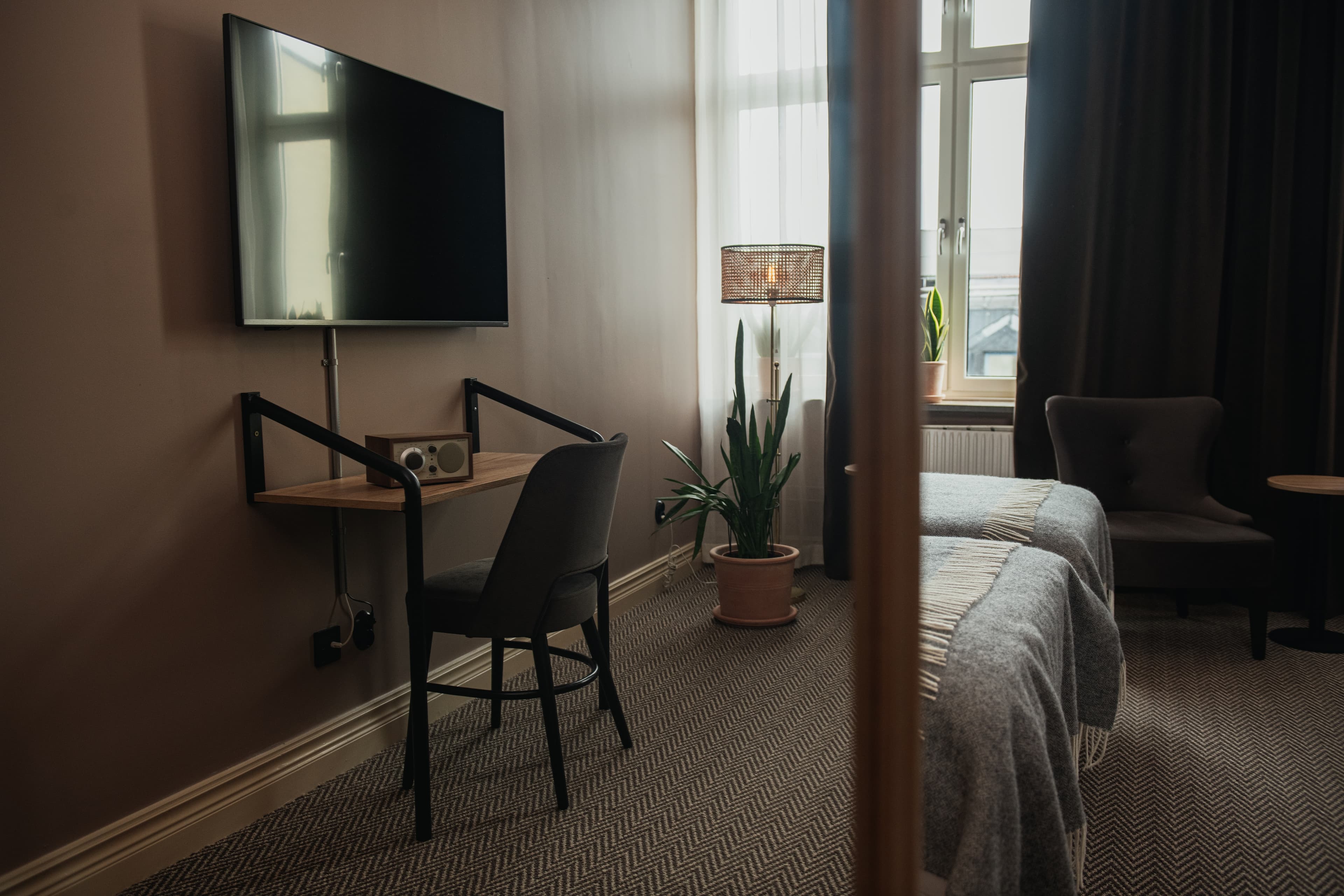 Home Hotel Christian IV — 13