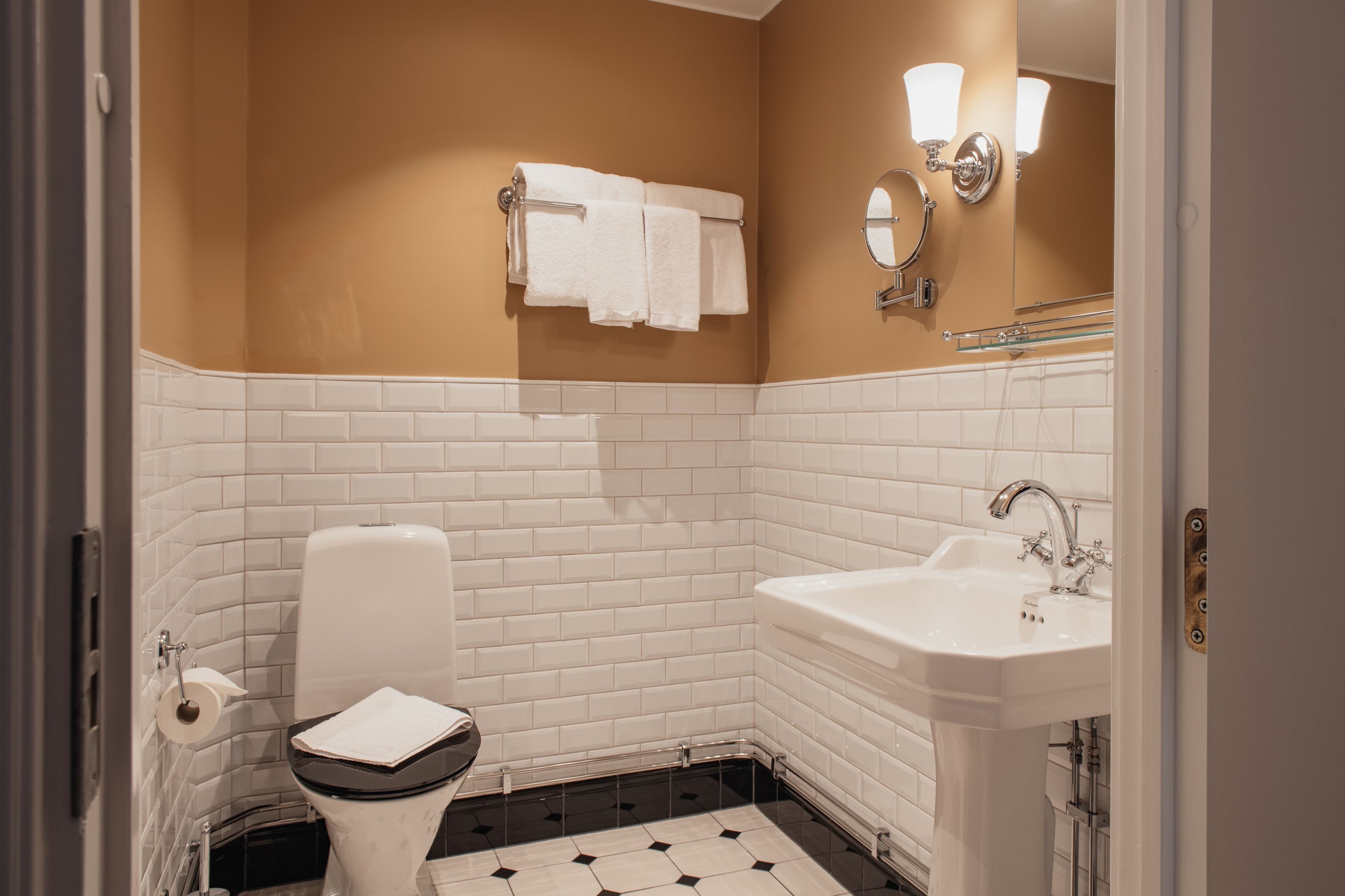 Home Hotel BALTZAR — 16