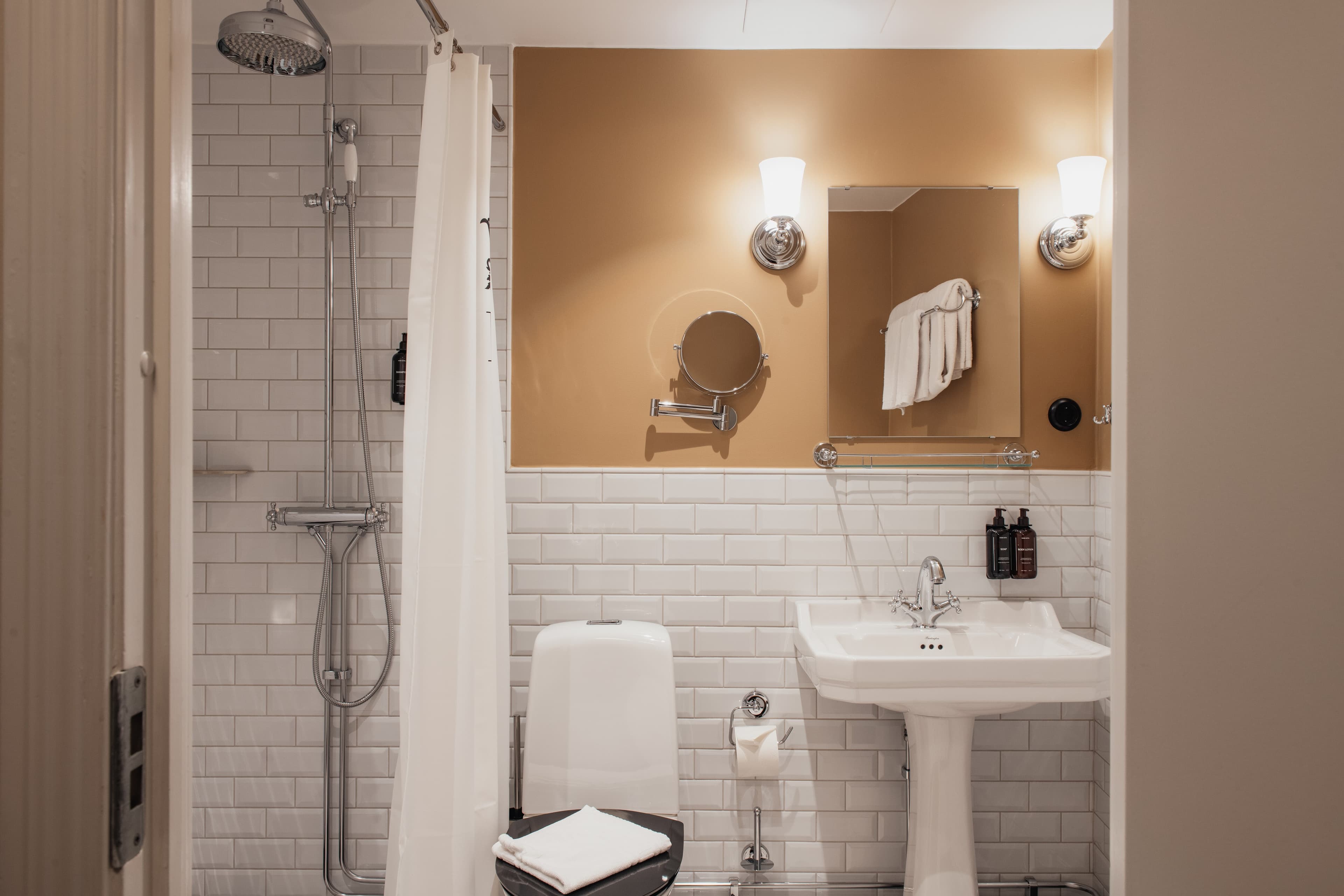 Home Hotel BALTZAR — 25