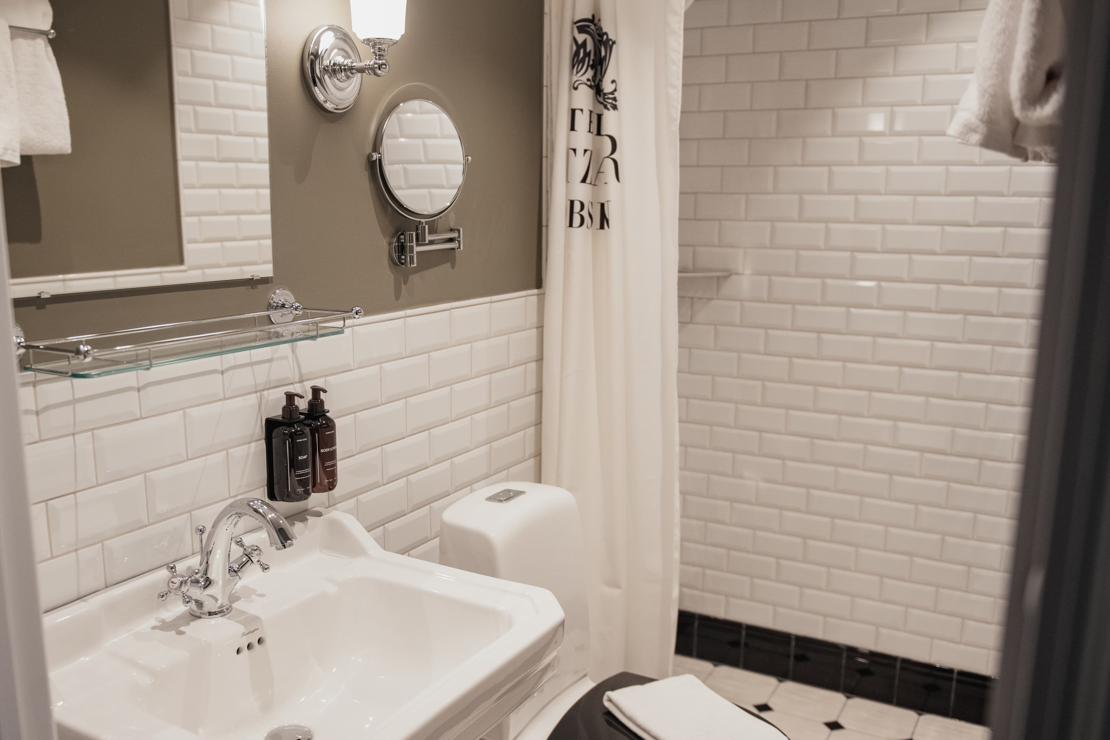 Home Hotel BALTZAR — 28