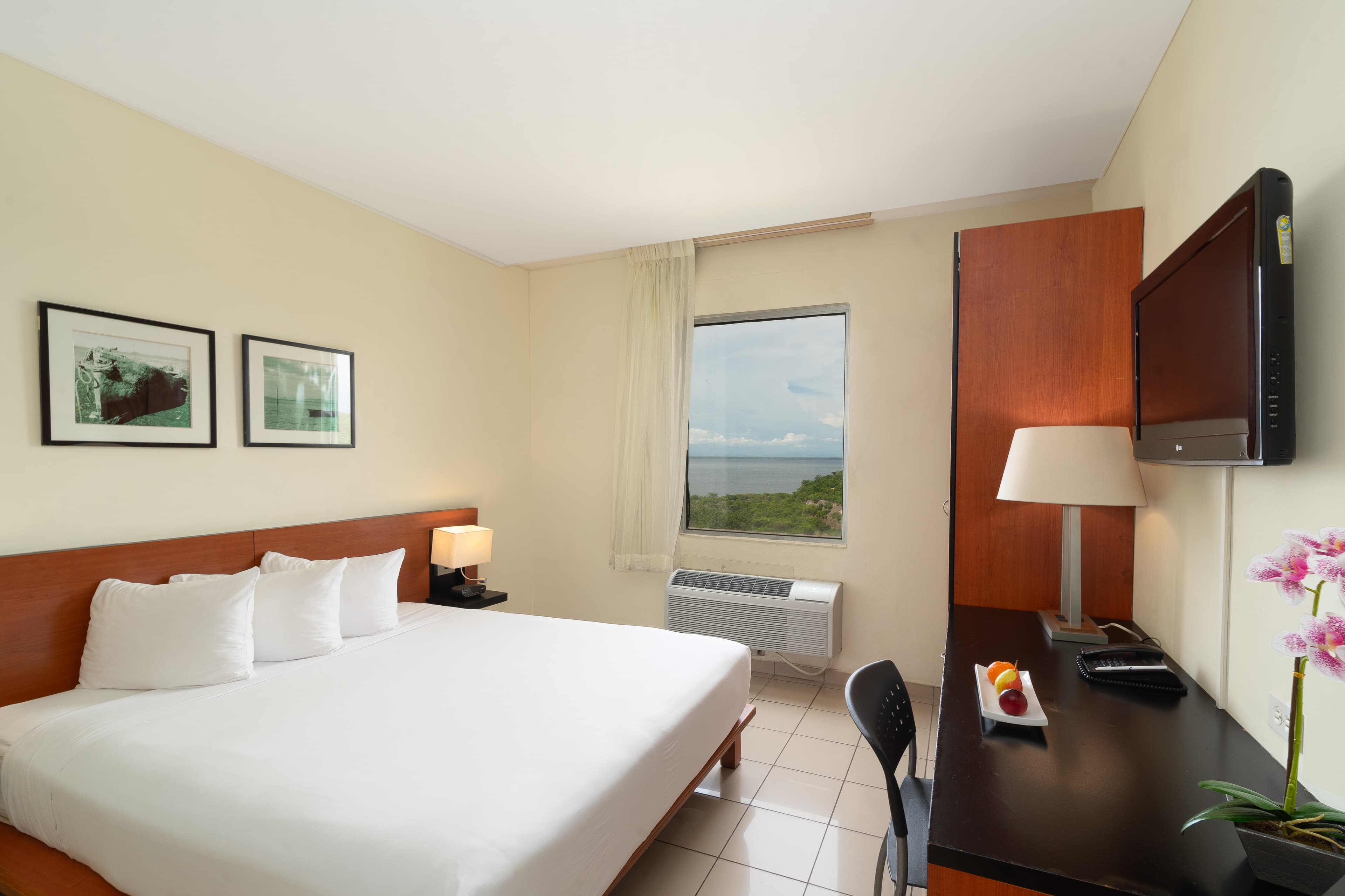 Comfort Inn Real La Union - Image 5