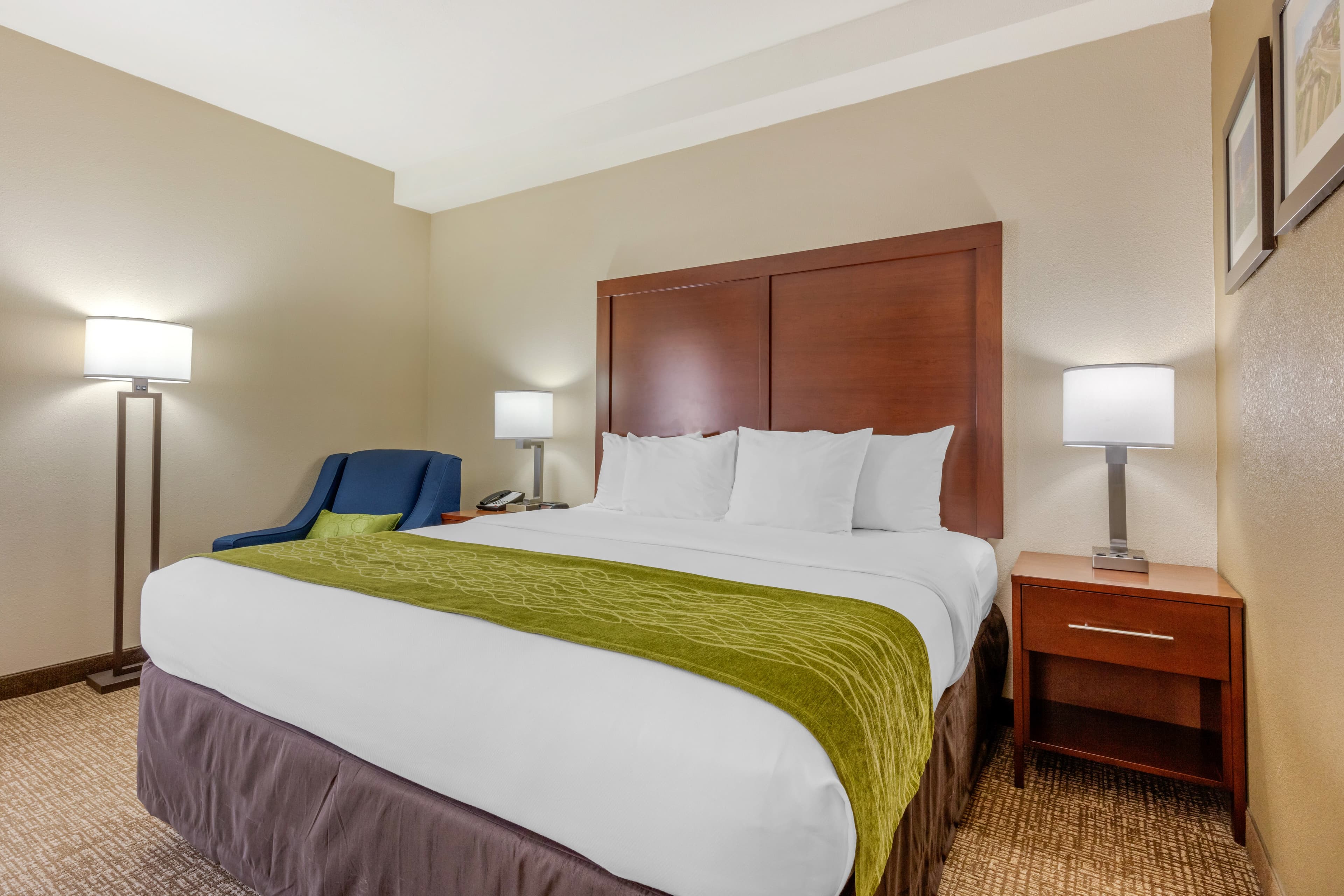 Comfort Inn Lenoir City-Knoxville - Image 1