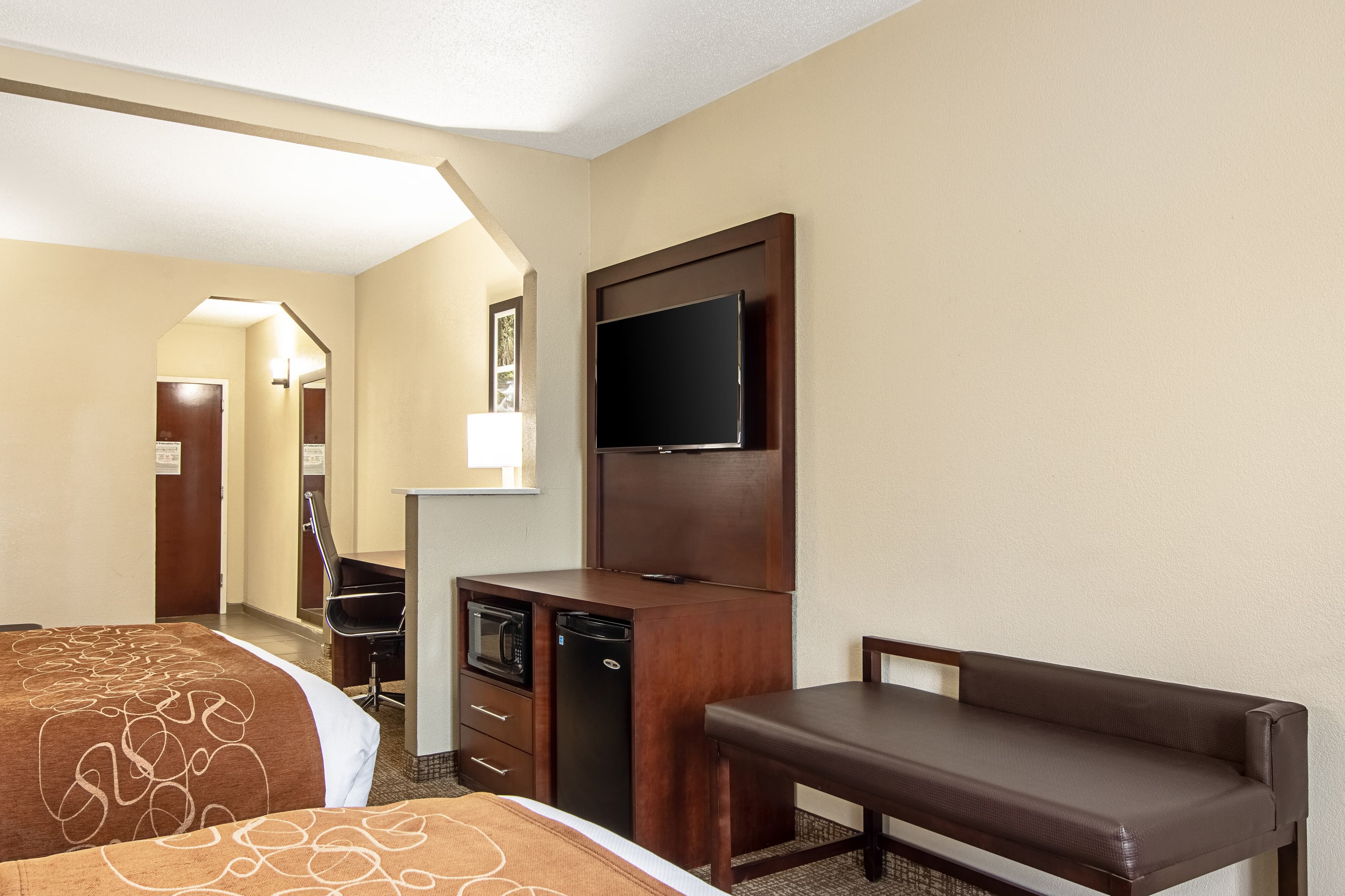 Comfort Suites Knoxville Airport — 14
