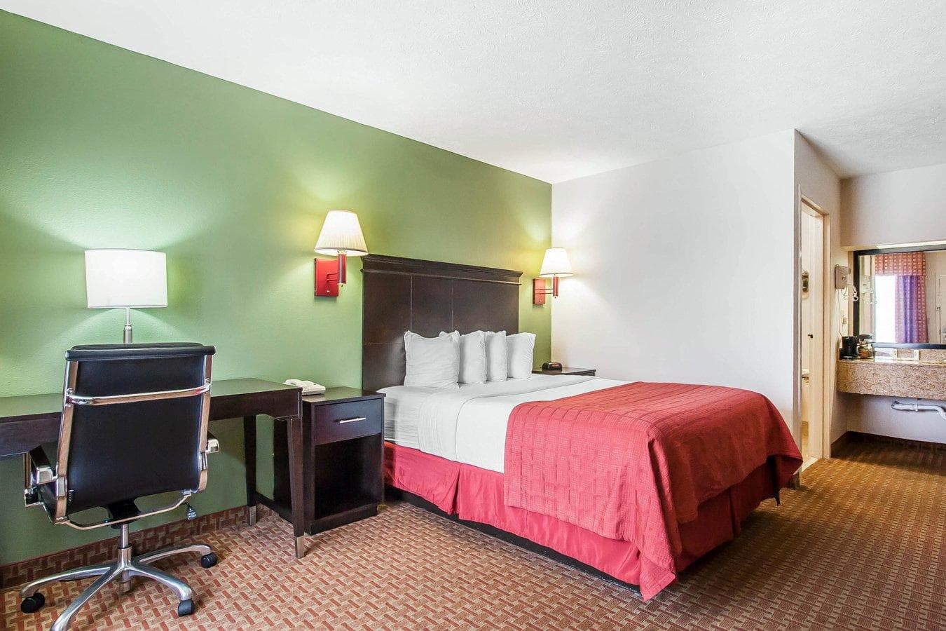 Quality Inn Savannah South — 12