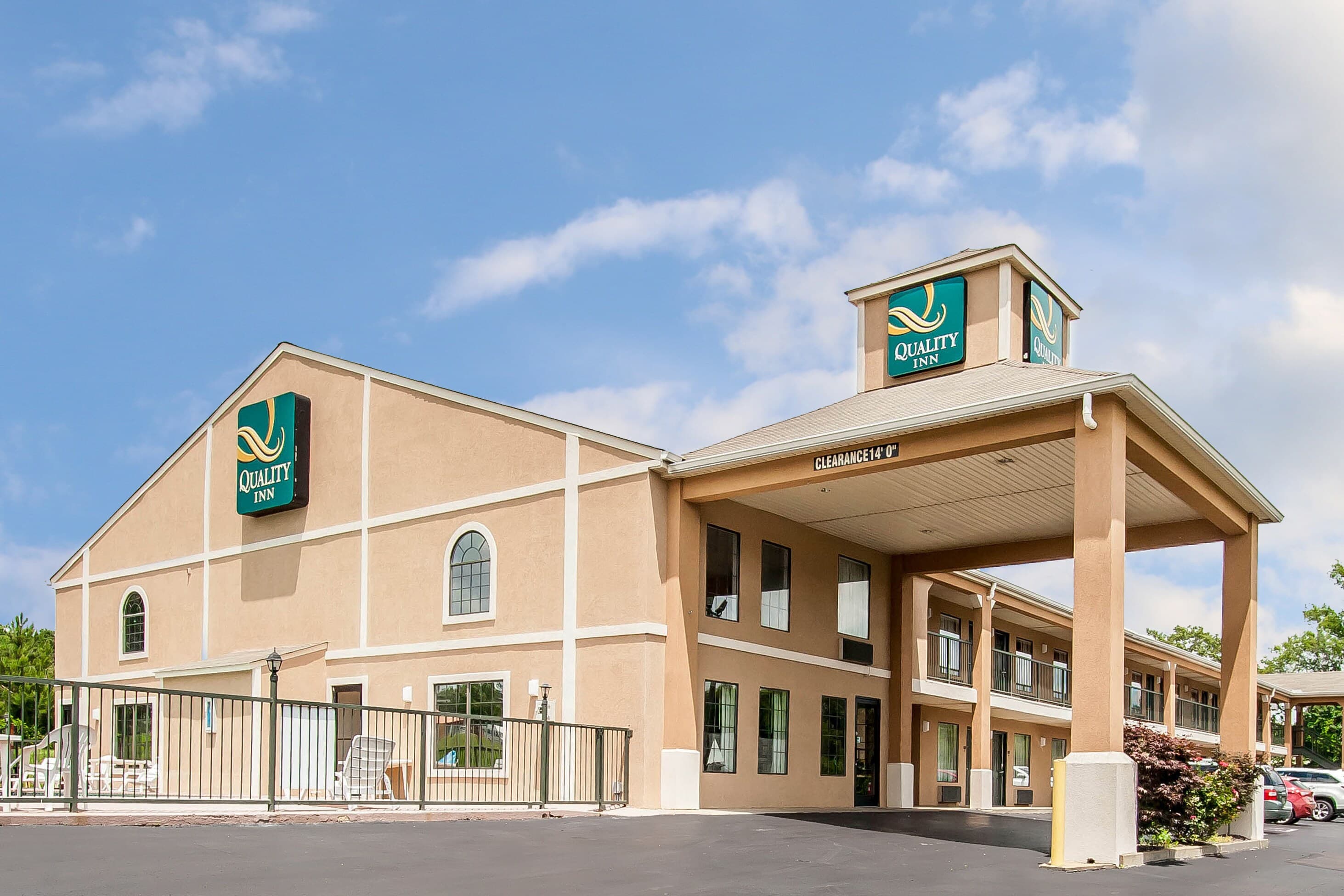 Quality Inn Savannah South - Image 1