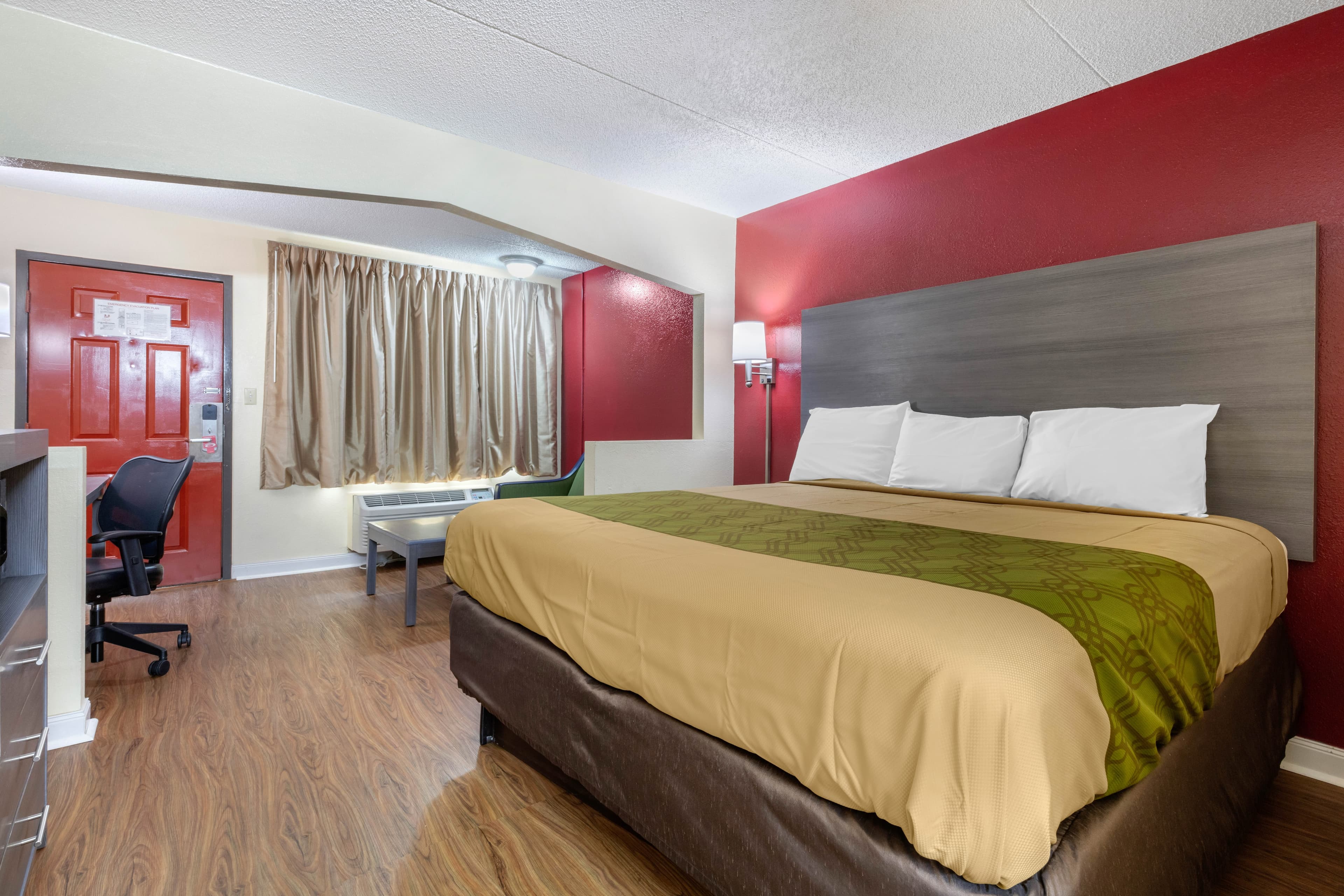 Econo Lodge Chattanooga Northeast - Ooltewah — 6
