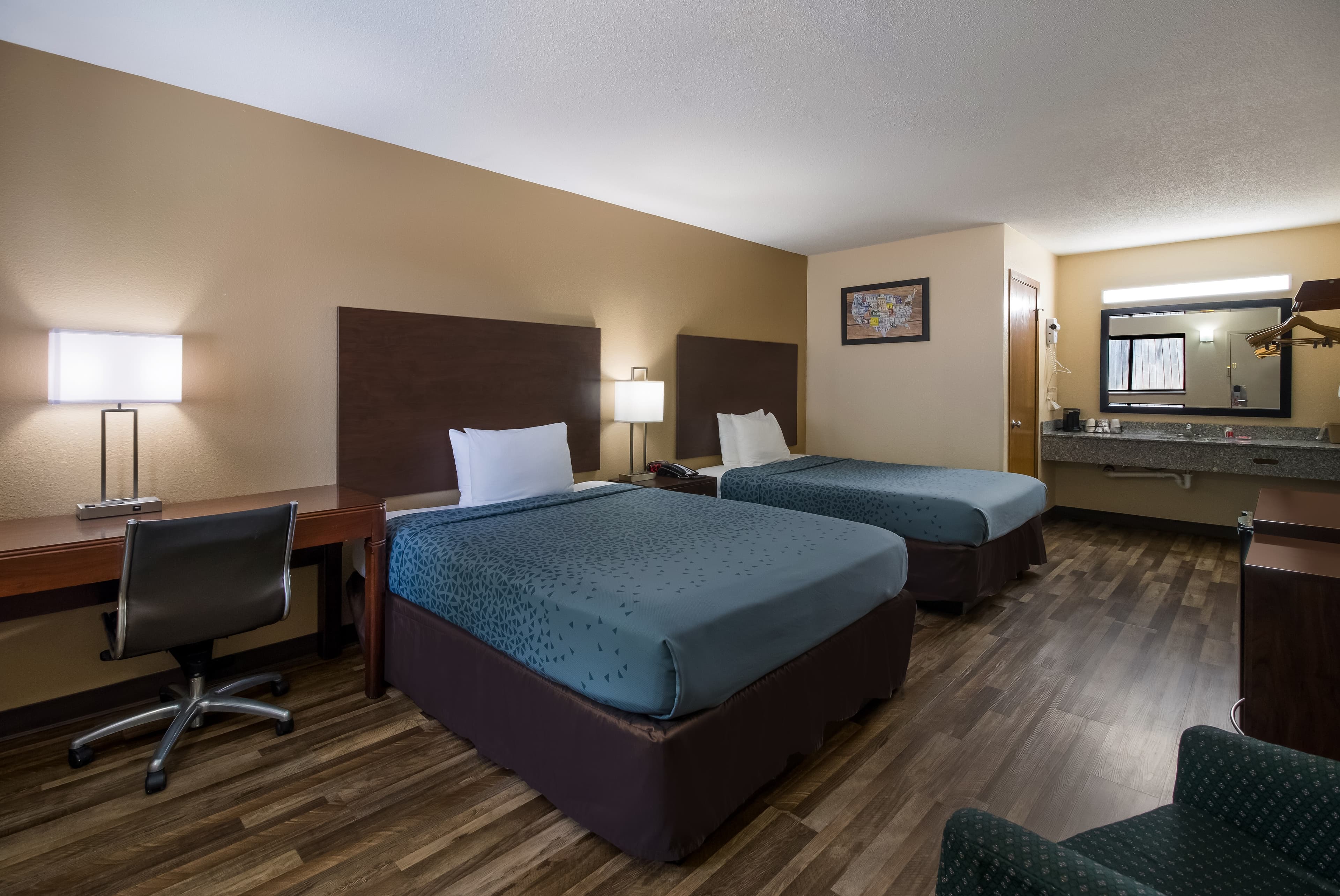 Econo Lodge Martin - Image 3