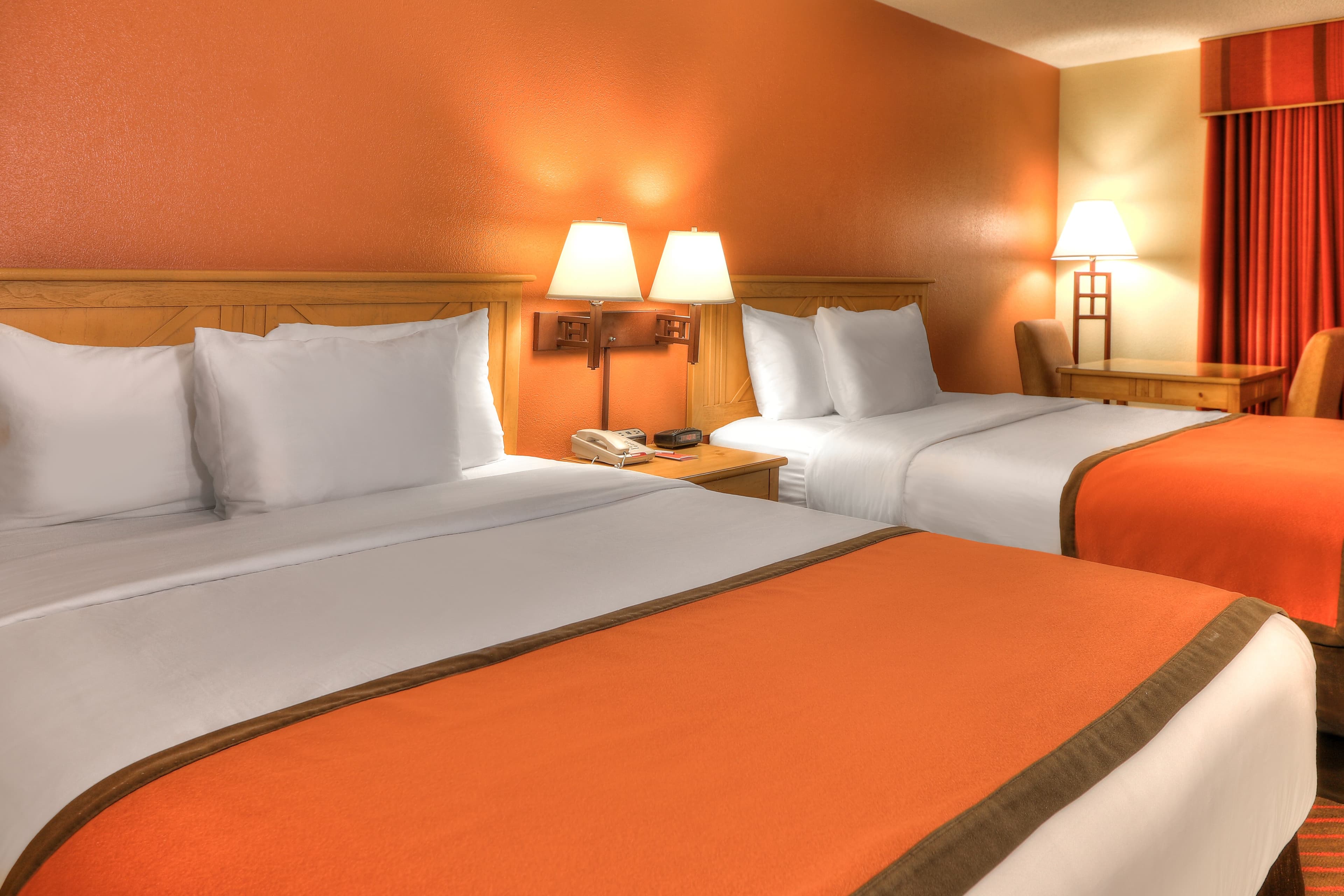 Econo Lodge Pigeon Forge Riverside — 110
