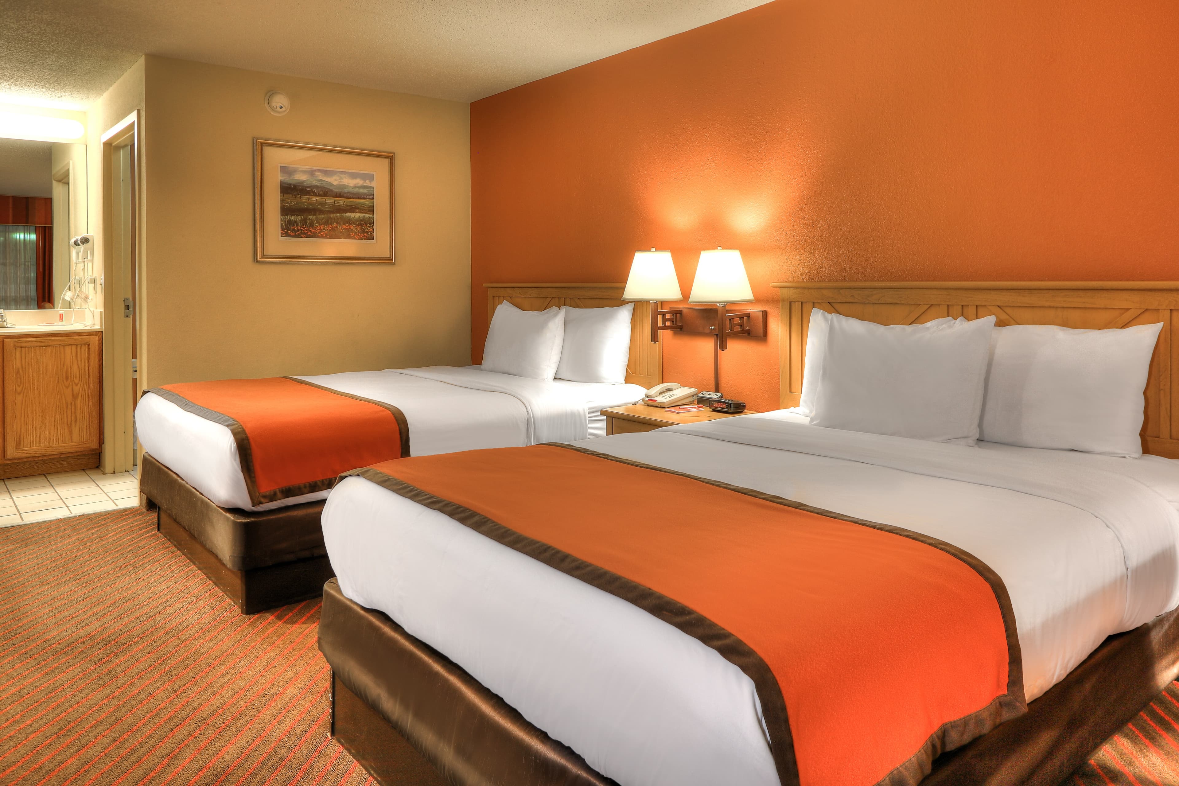 Econo Lodge Pigeon Forge Riverside — 116