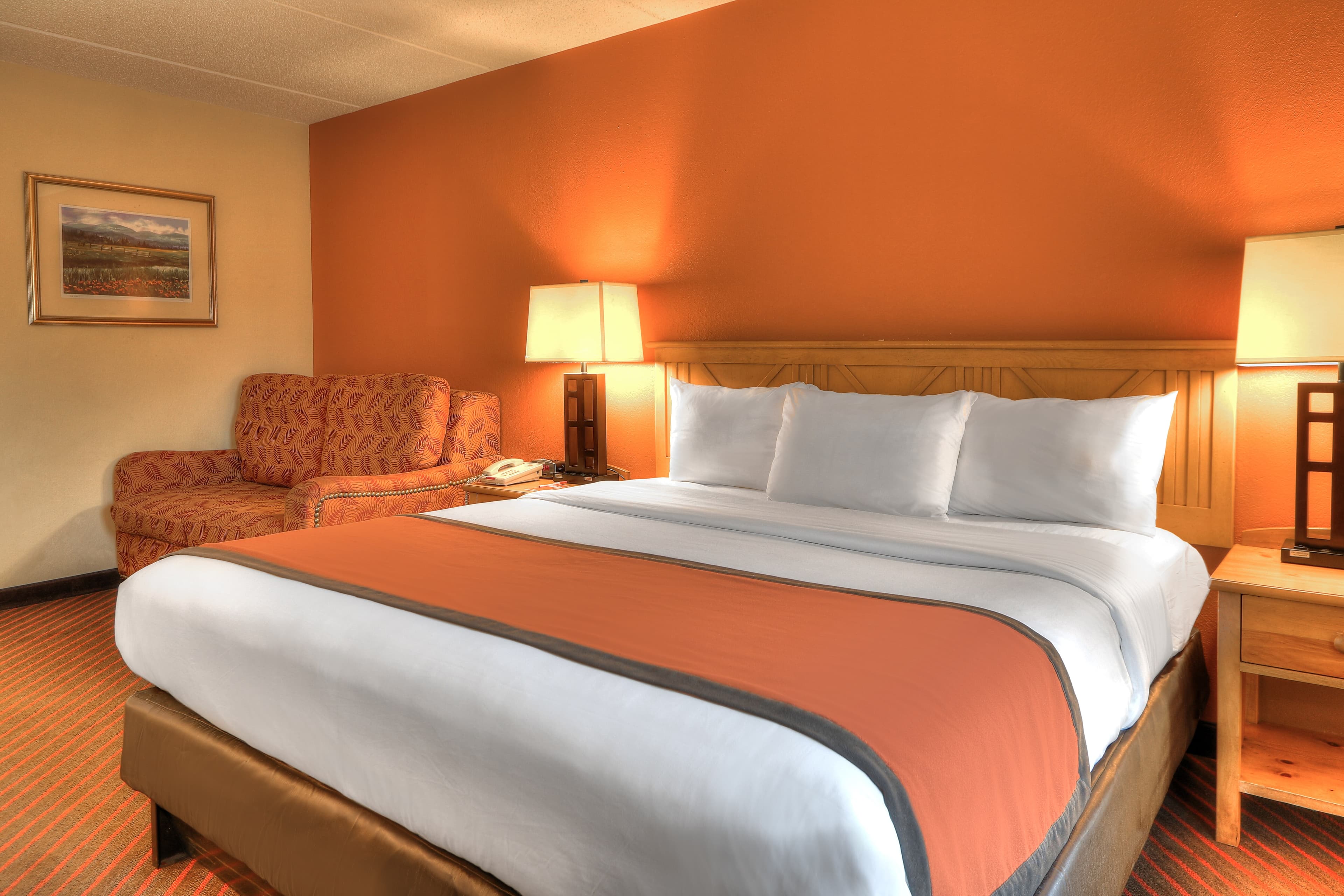 Econo Lodge Pigeon Forge Riverside — 51