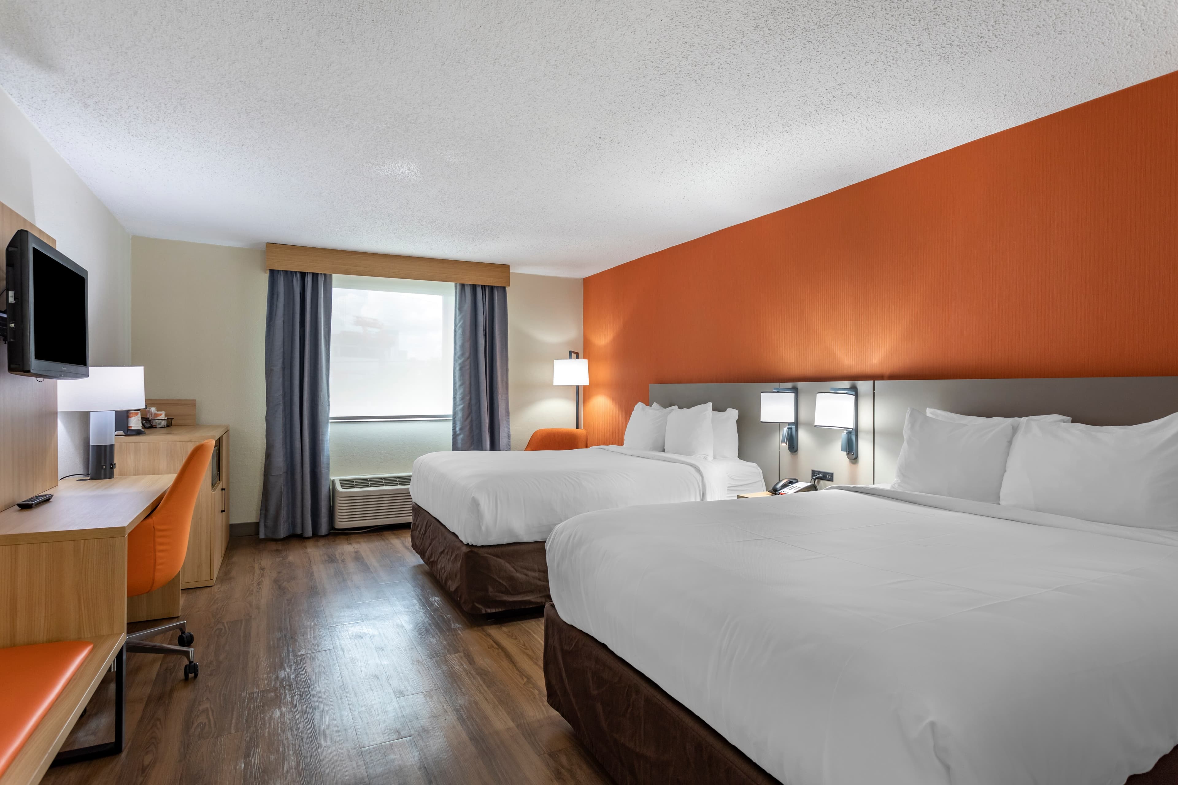 Comfort Inn & Suites Nashville Downtown - Stadium — 10