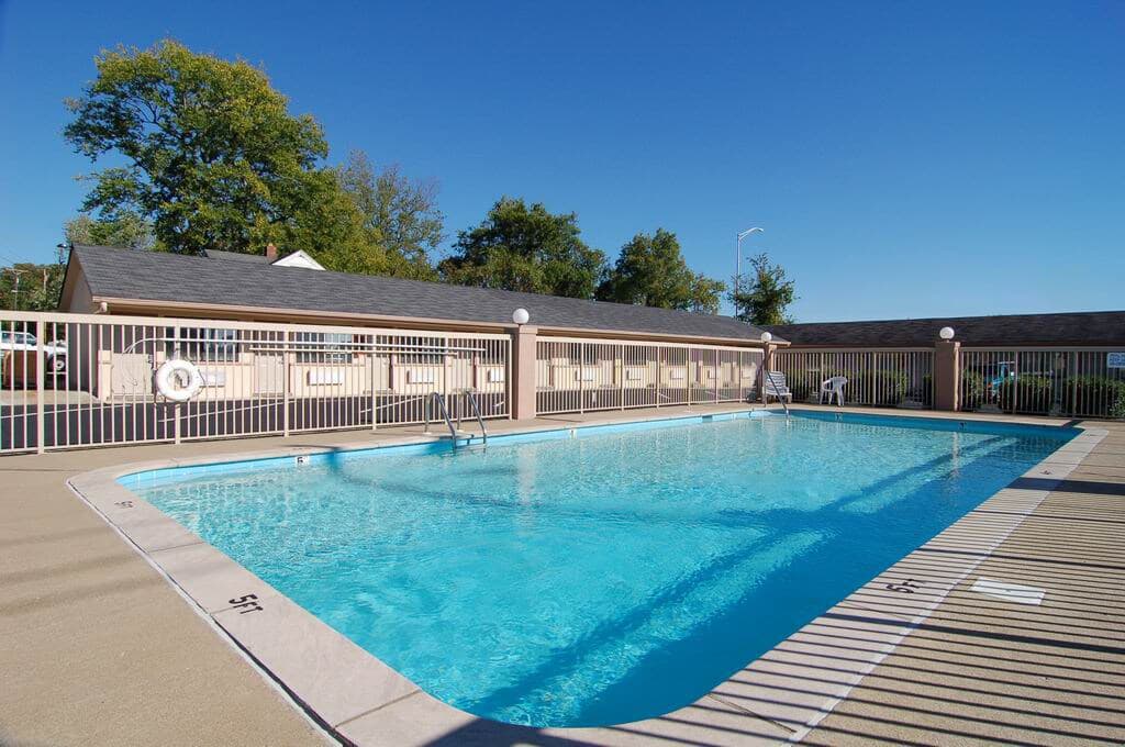 Rodeway Inn Goodlettsville South - Image 1