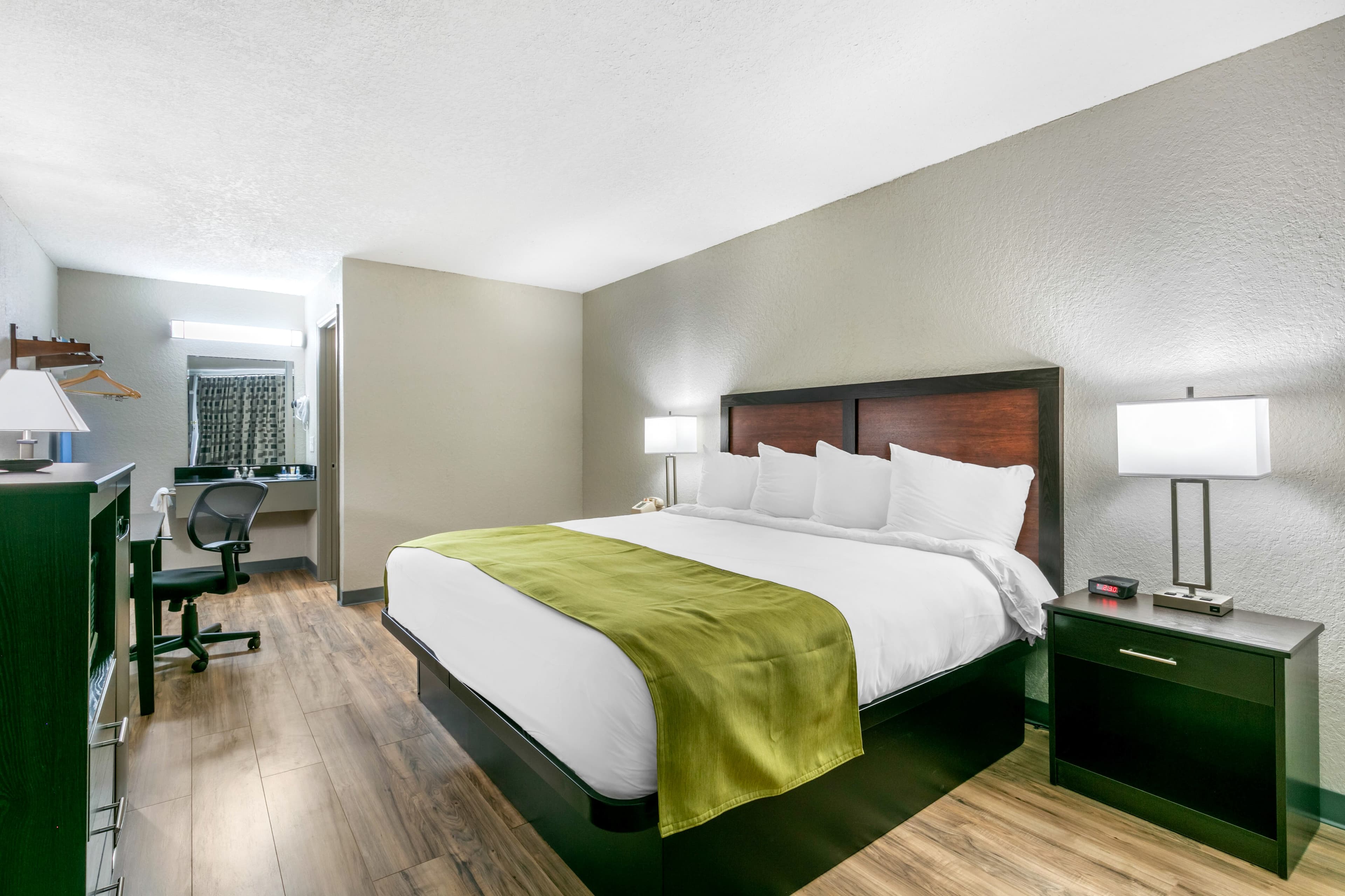Rodeway Inn Kingston Springs — 8