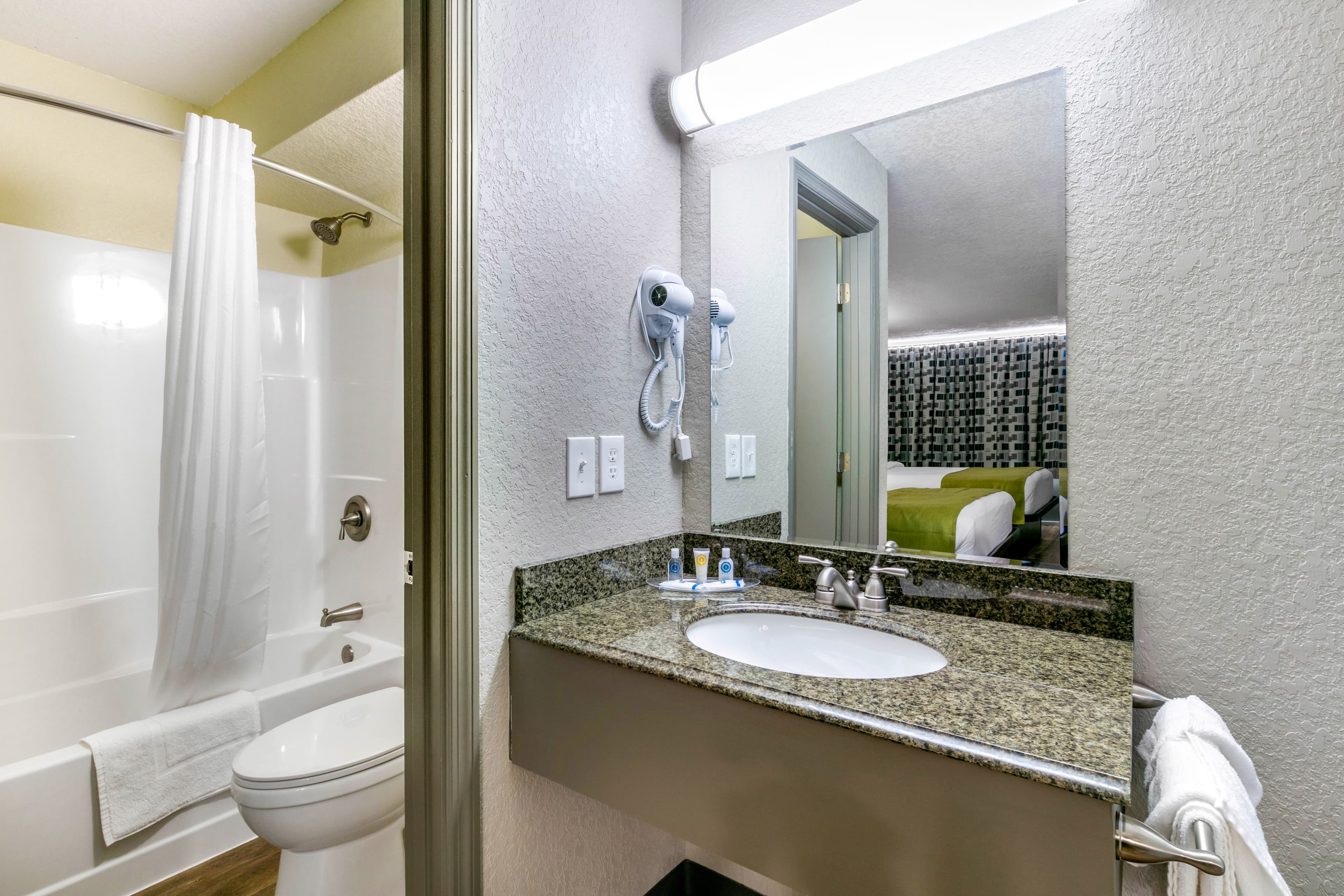 Rodeway Inn Kingston Springs — 21