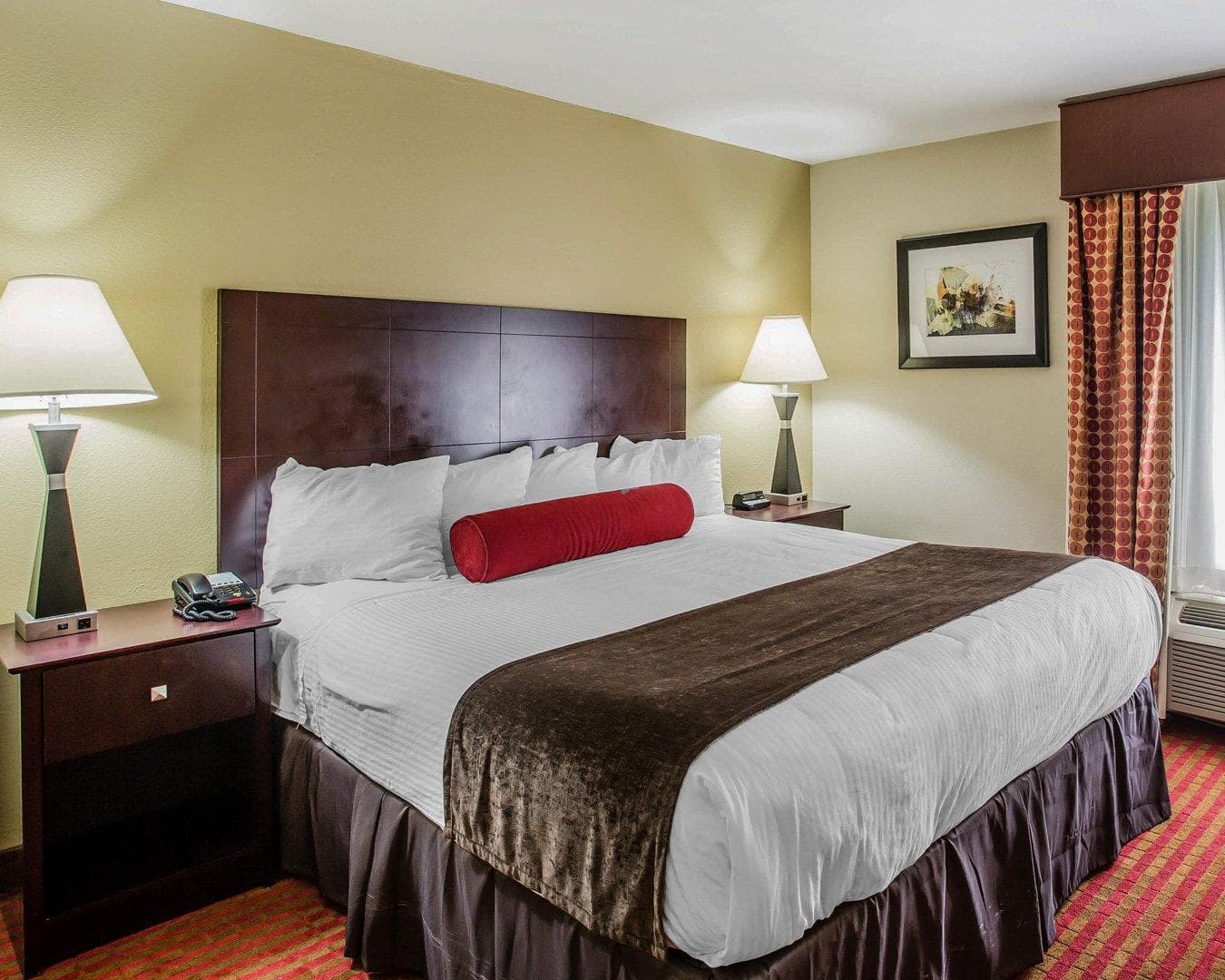 Quality Suites Nashville Airport - Image 2