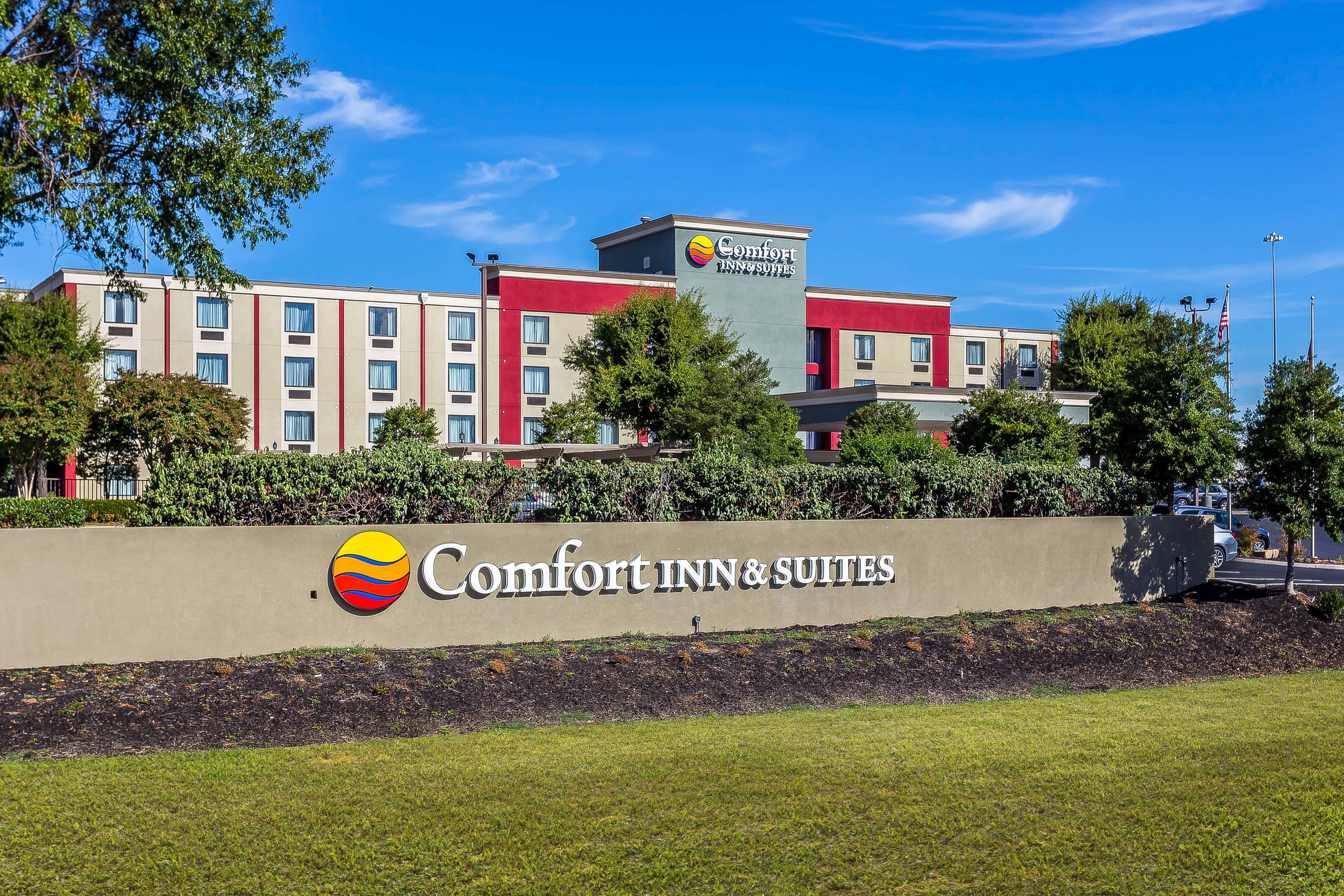Comfort Inn & Suites Knoxville West - Image 1