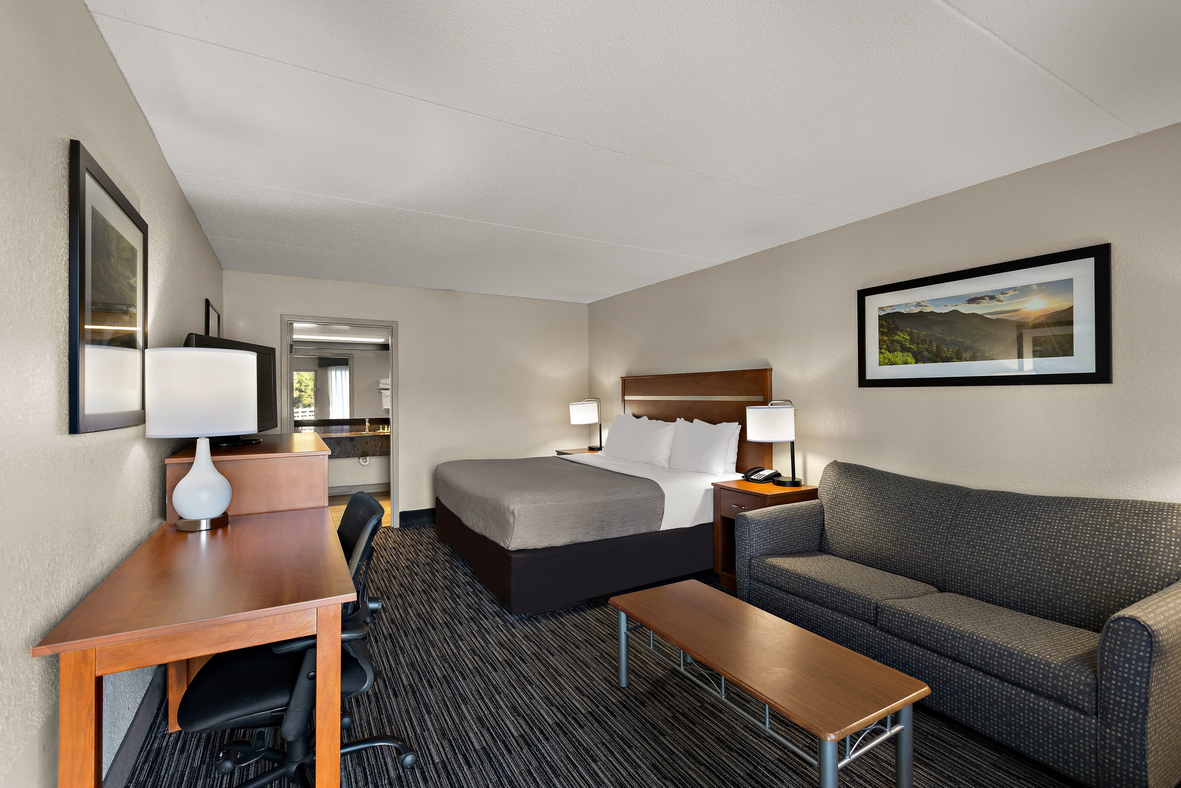 Quality Inn Dandridge — 4