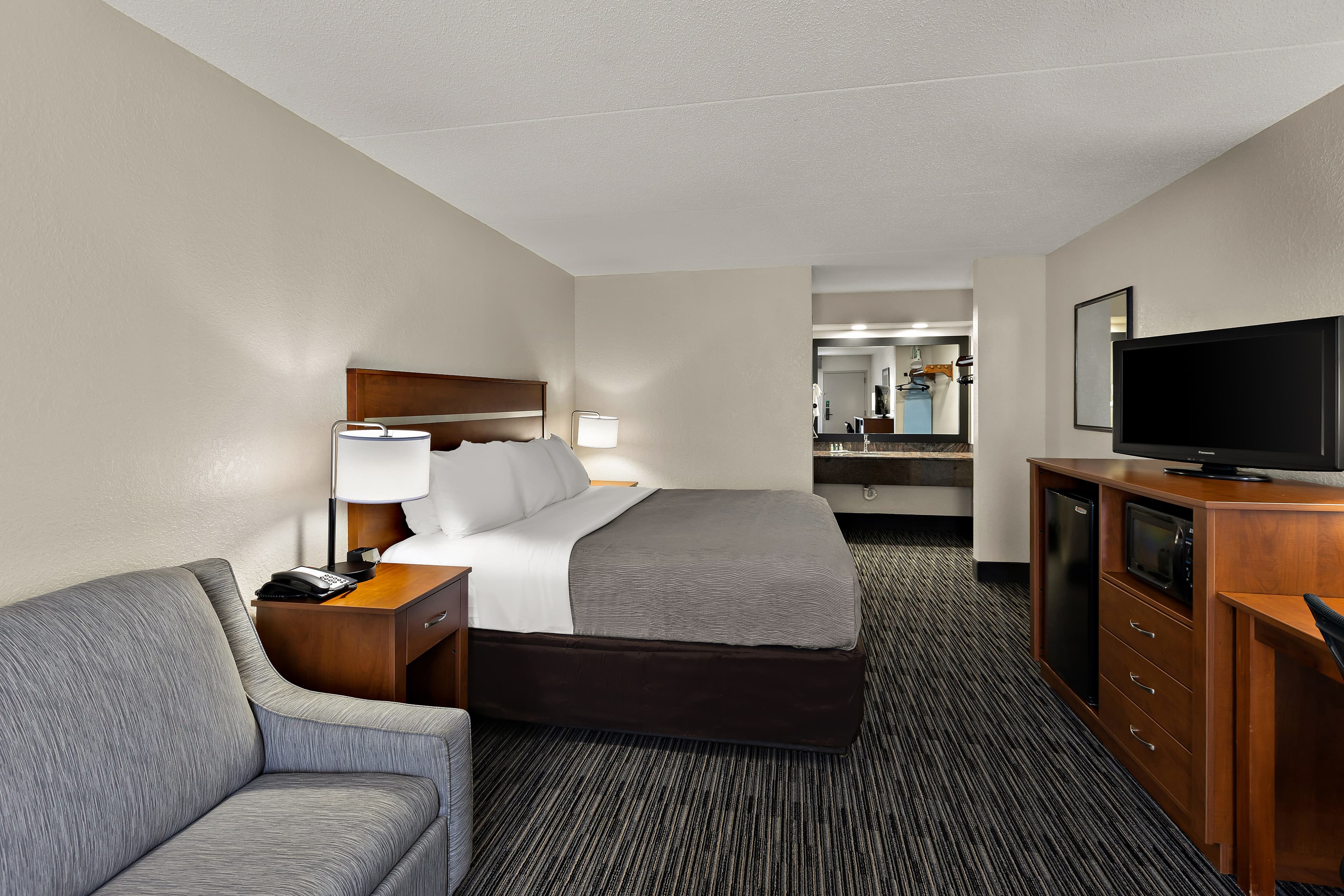 Quality Inn Dandridge — 7