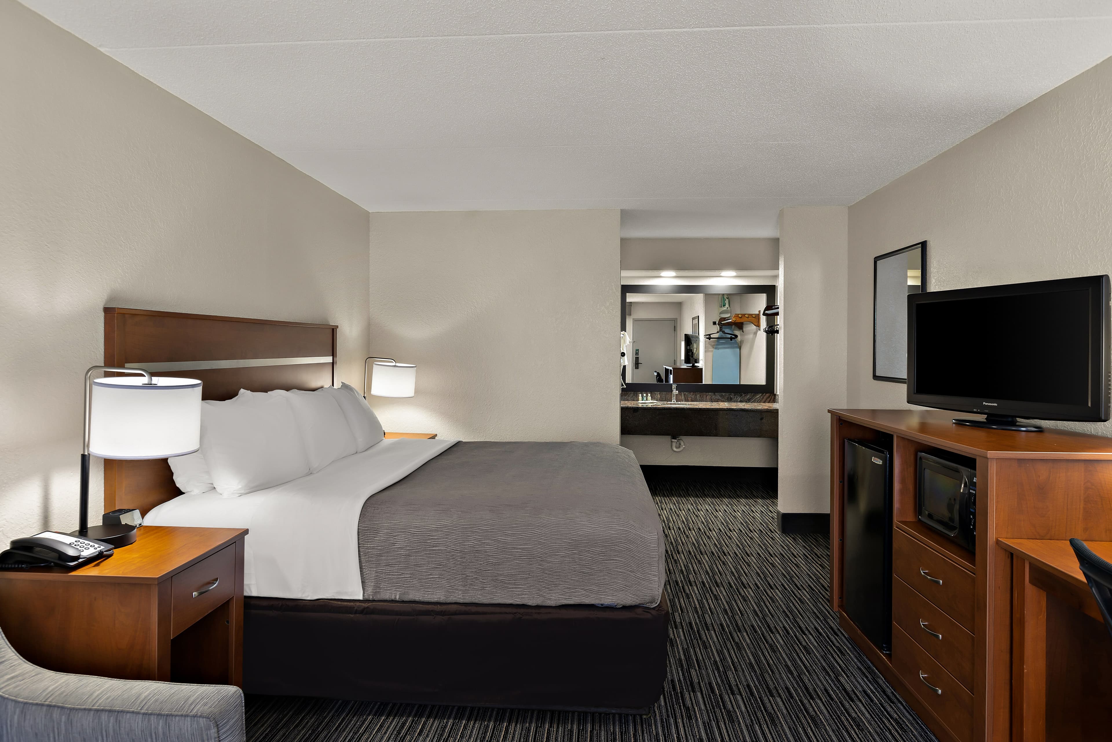 Quality Inn Dandridge — 8
