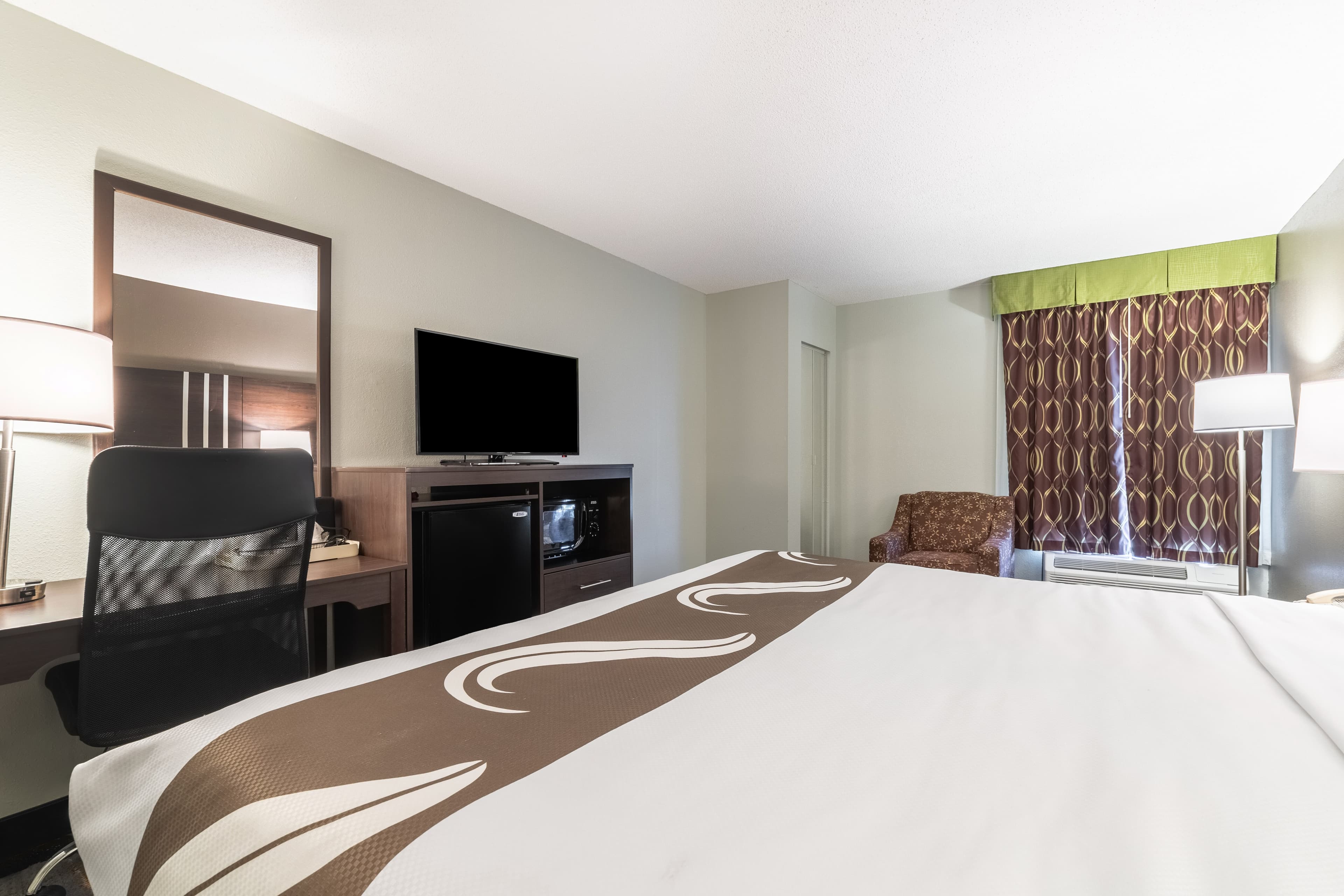 Quality Inn Cleveland North — 15