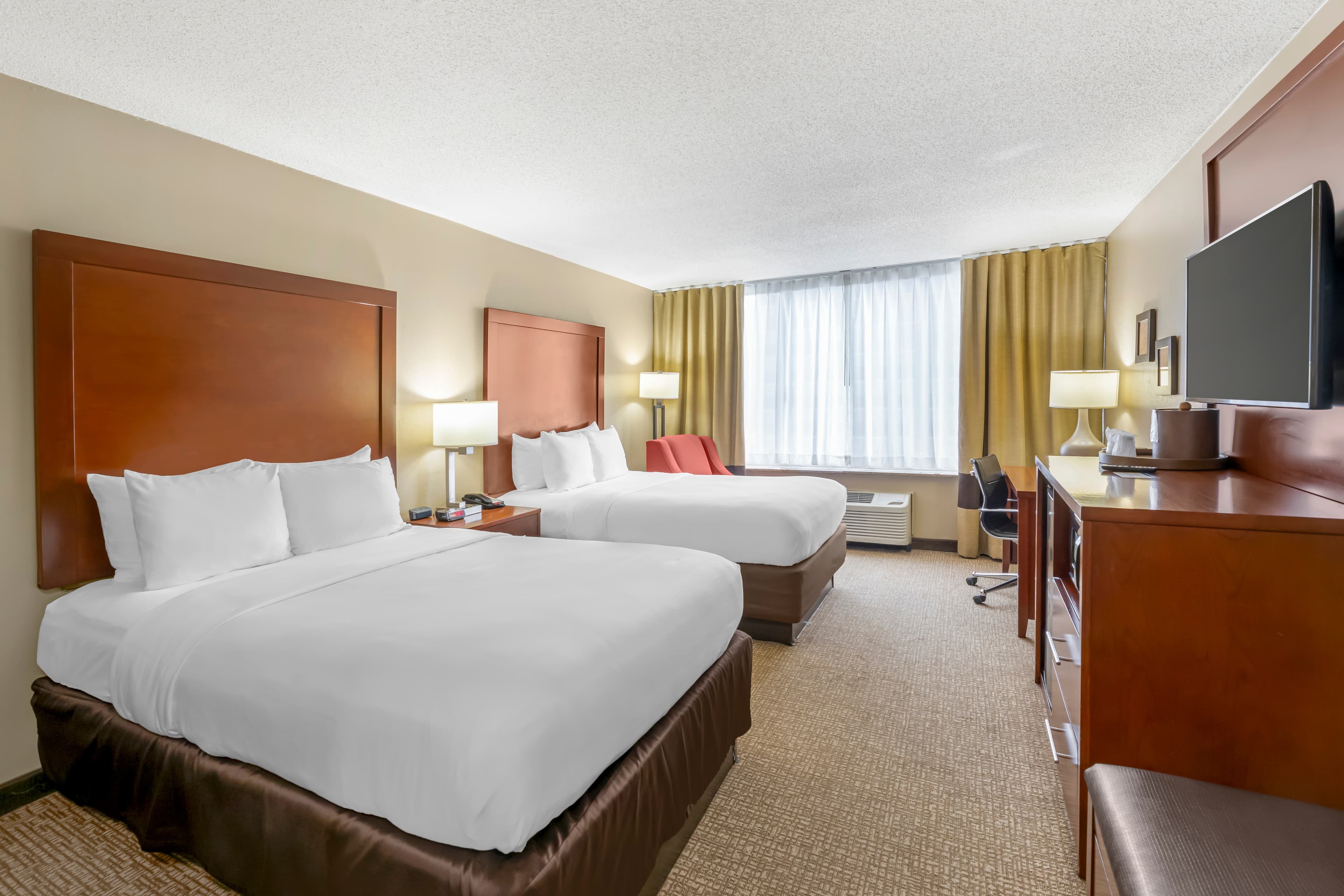 Comfort Inn Memphis Downtown — 8