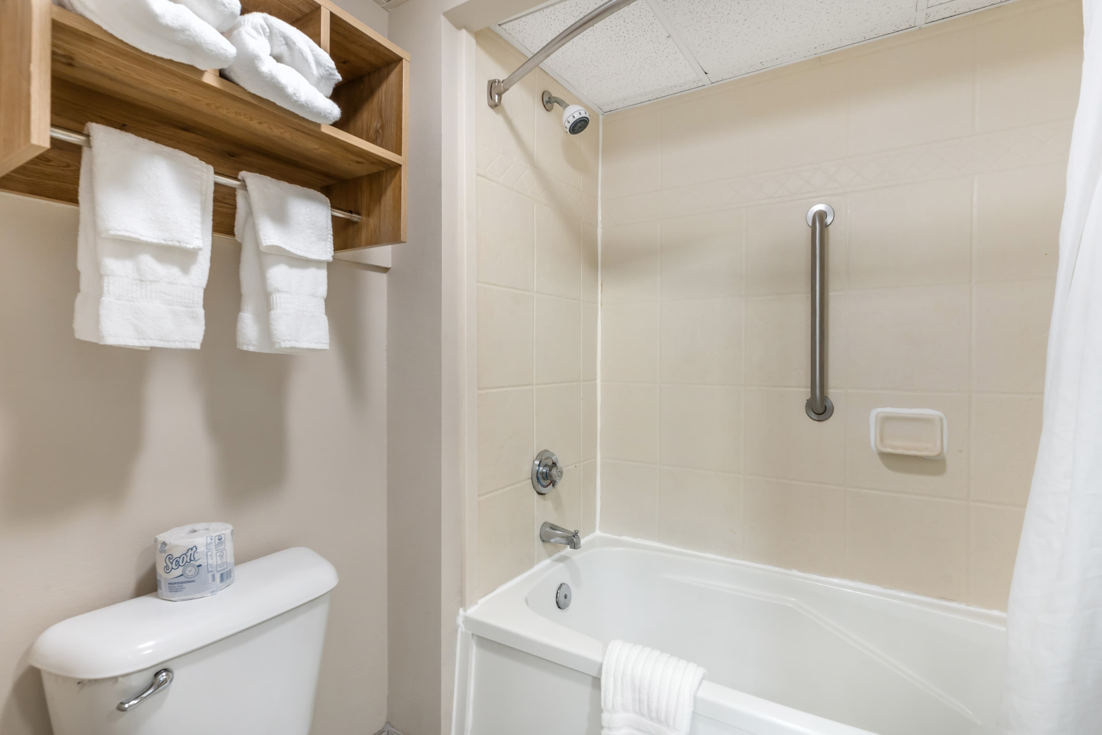 Comfort Inn & Suites Chattanooga-East Ridge — 33