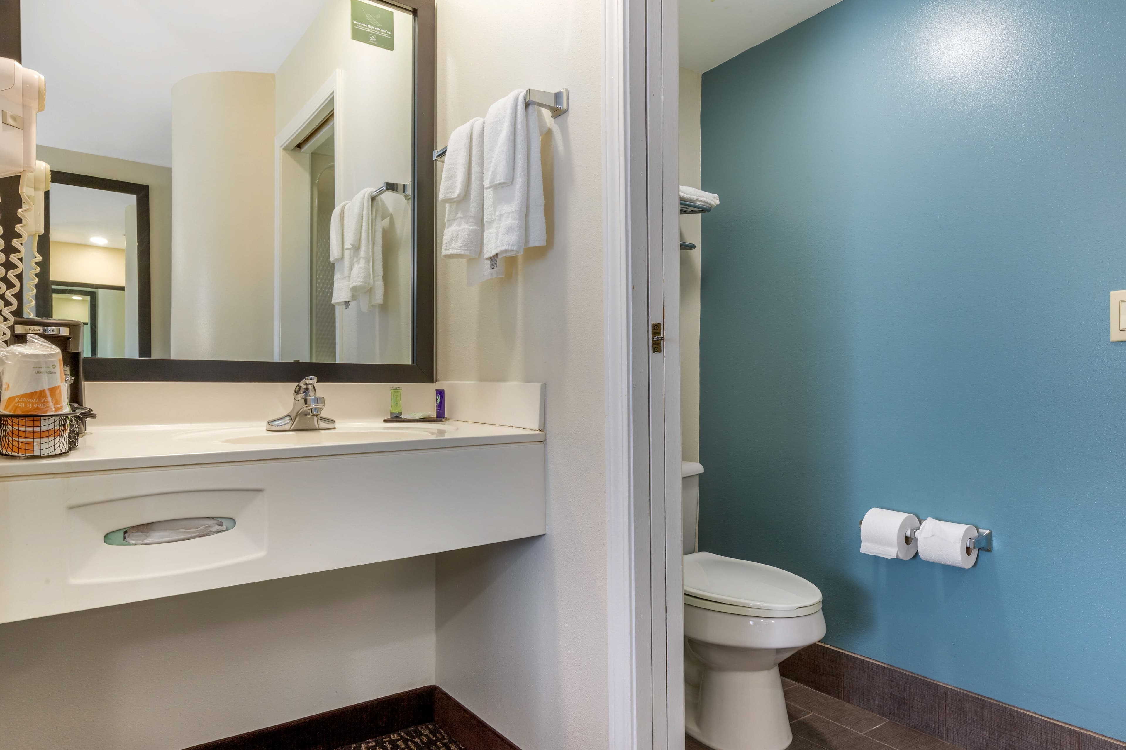 Sleep Inn & Suites Johnson City — 16