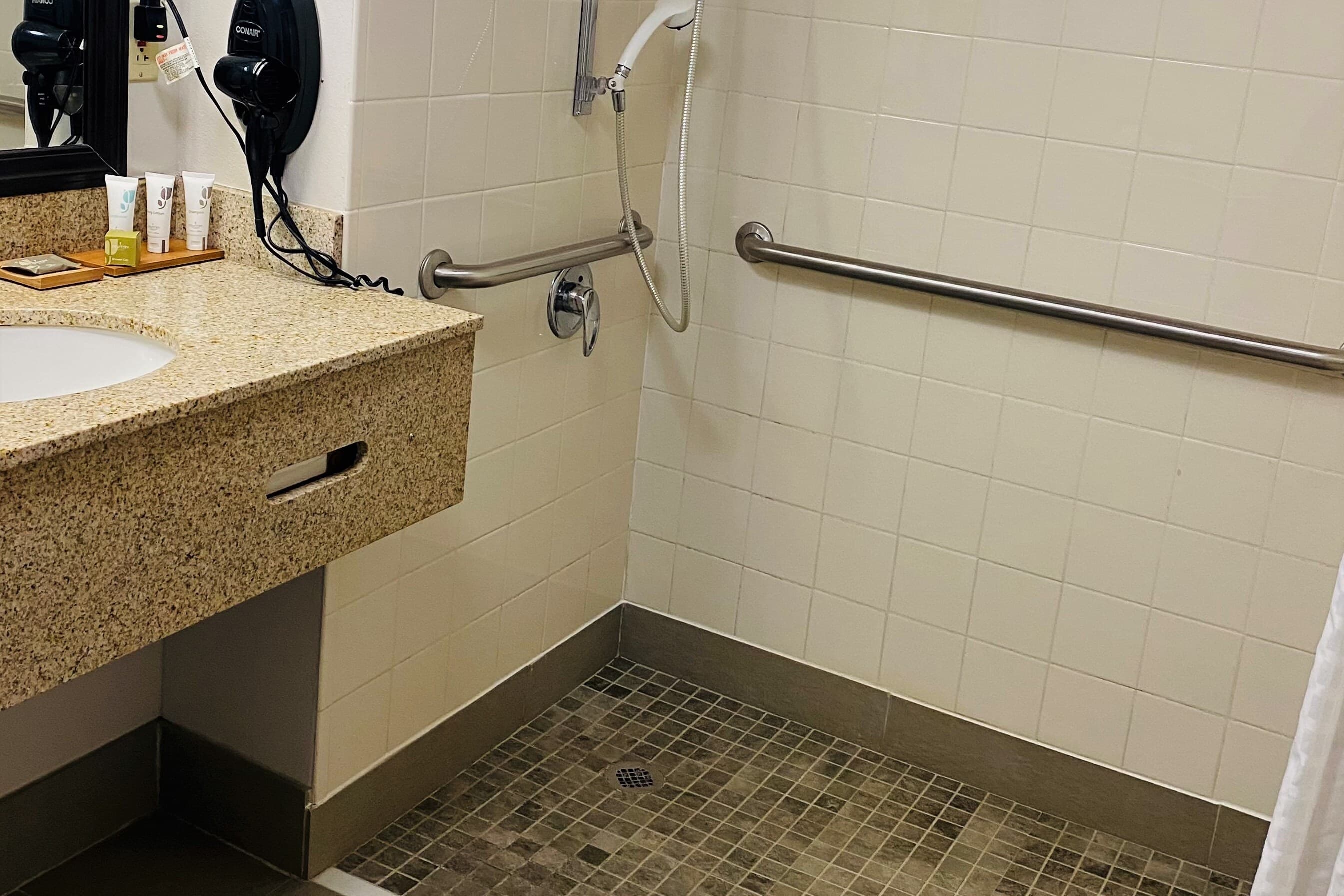 Country Inn & Suites by Radisson, Clarksville, TN — 8